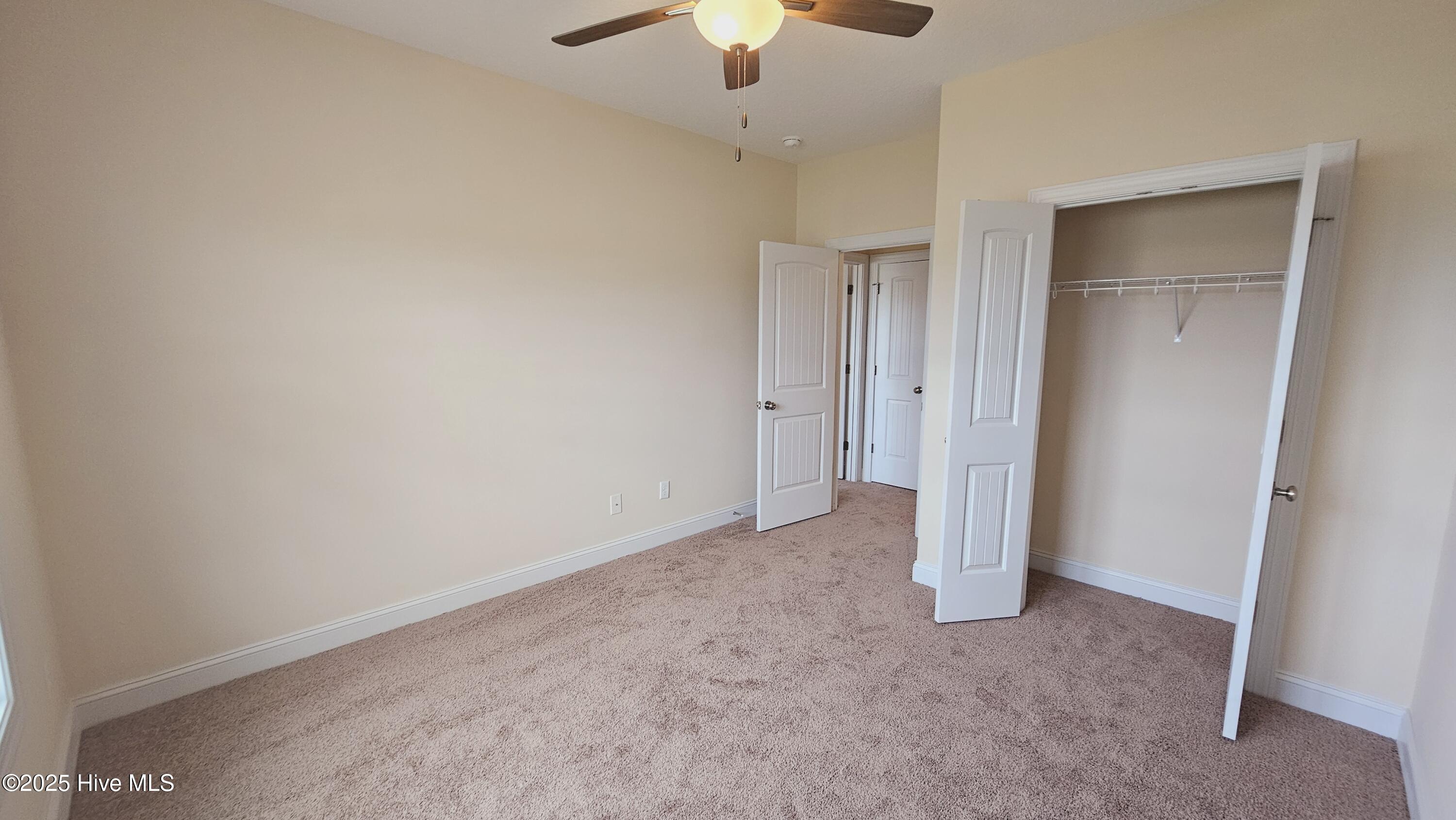 100533971 | Photo 11