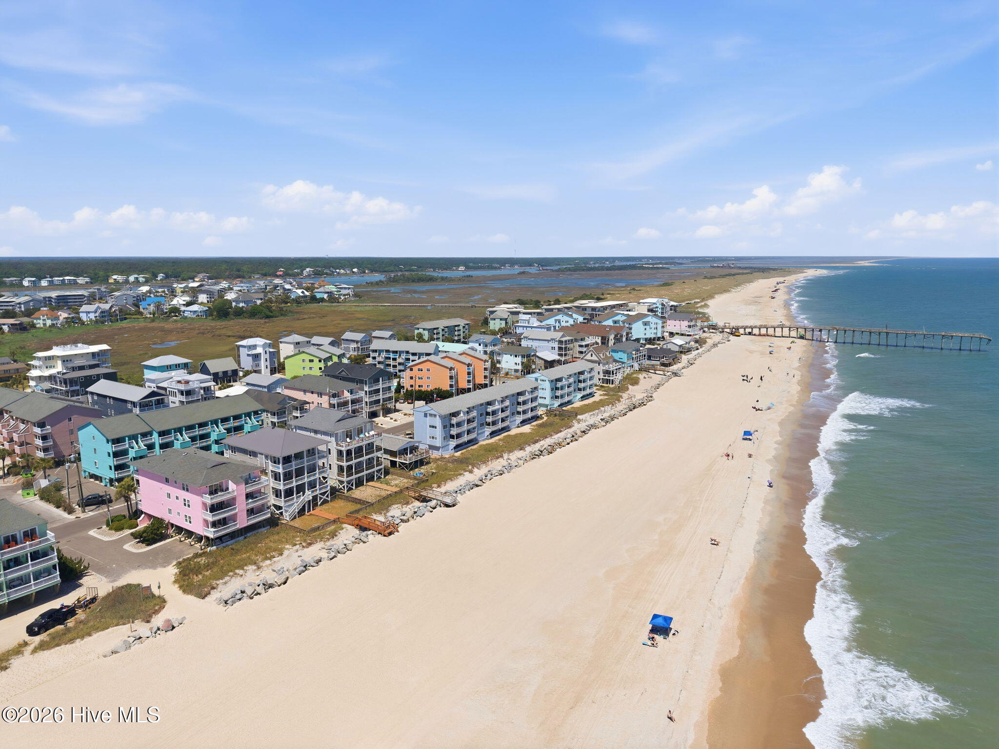 100570337 | Photo 32