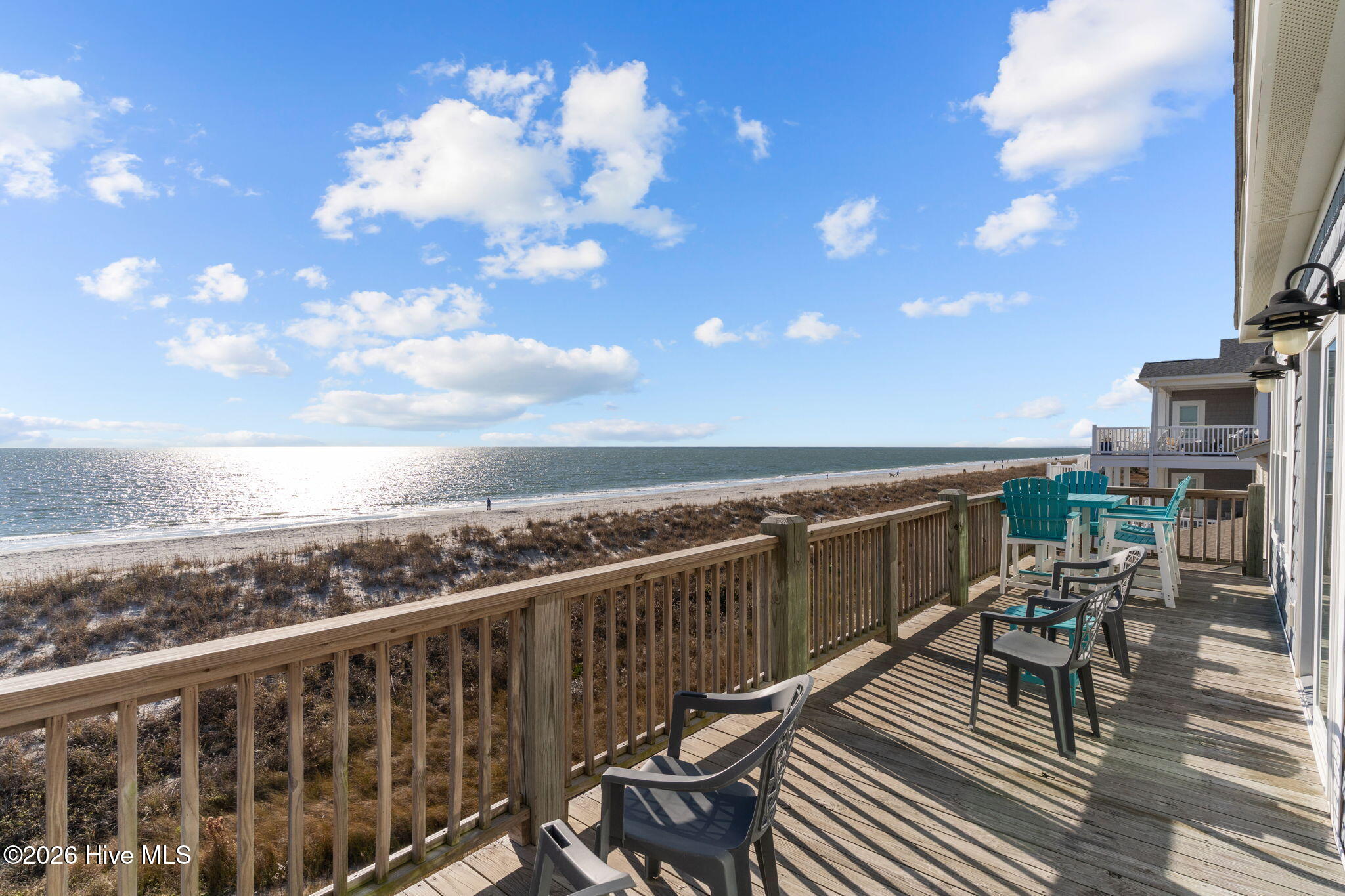 100547503 | Photo 43