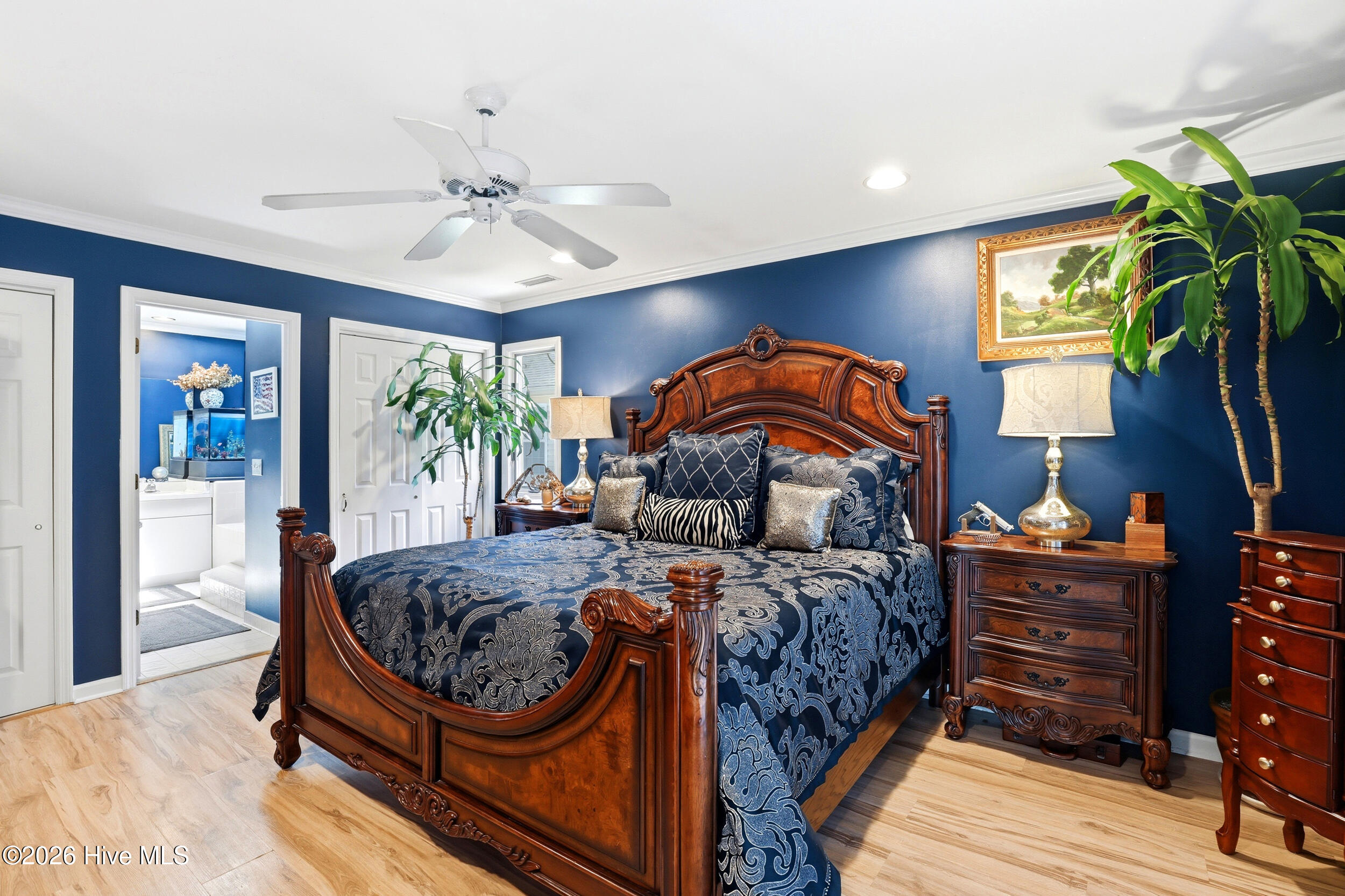 100569802 | Photo 20