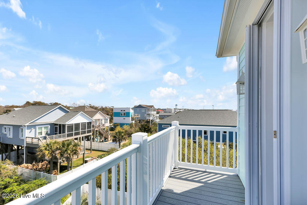 100564206 | Photo 43