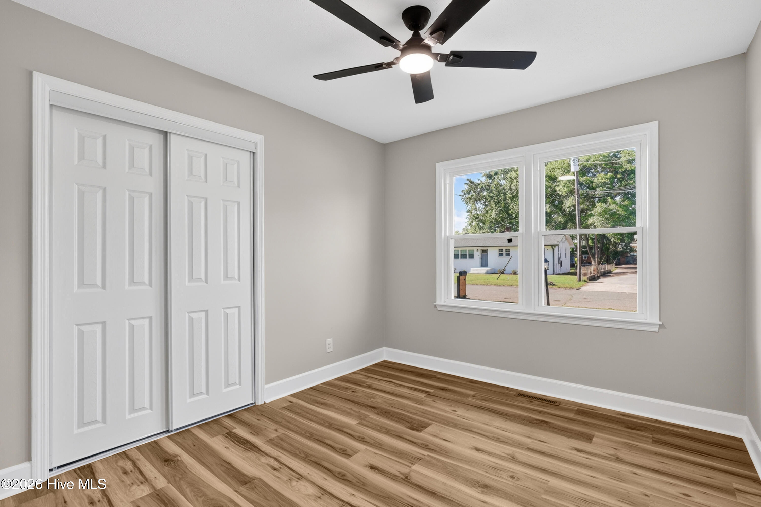 25-513 Hamilton Dr-25