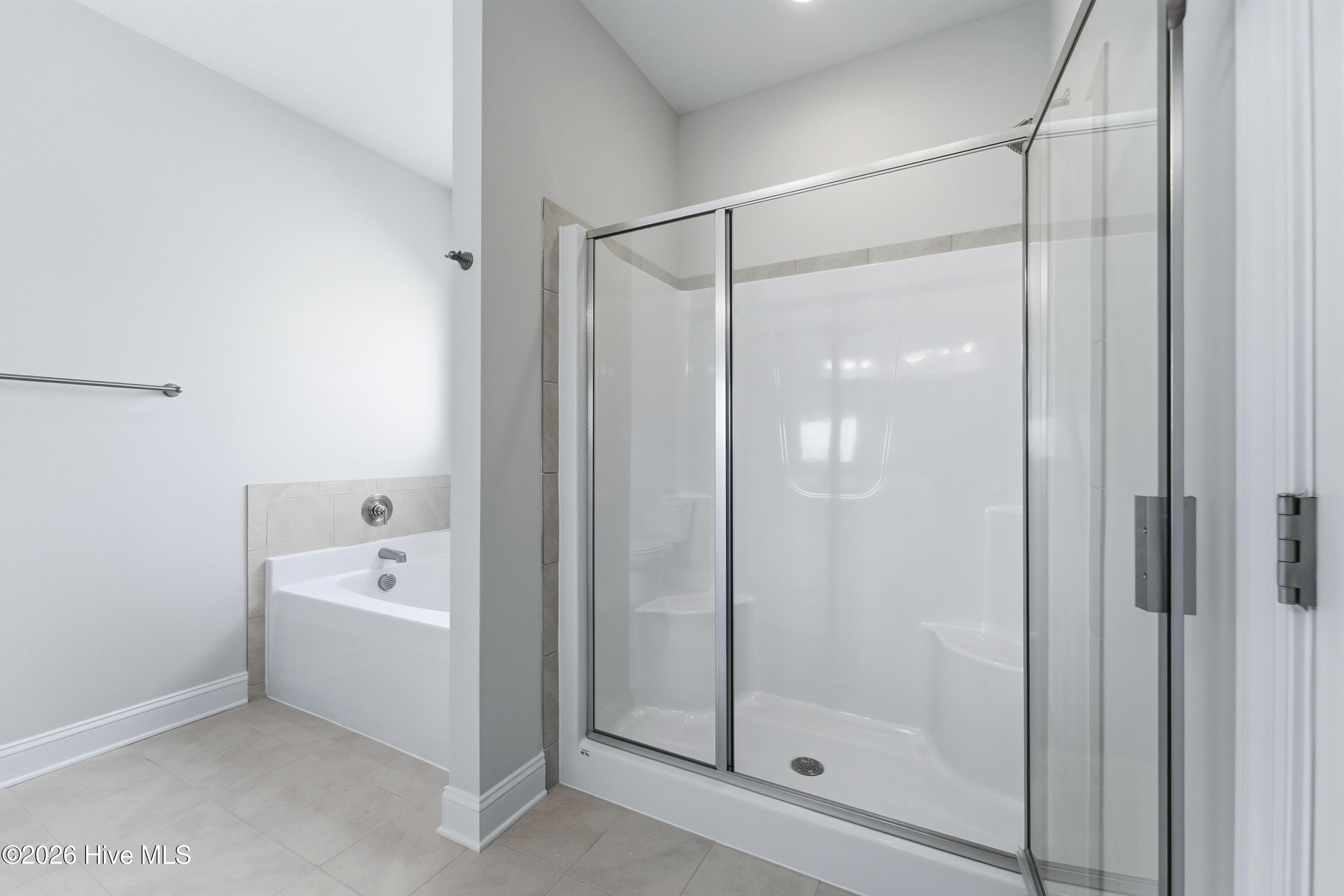 100521847 | Photo 16