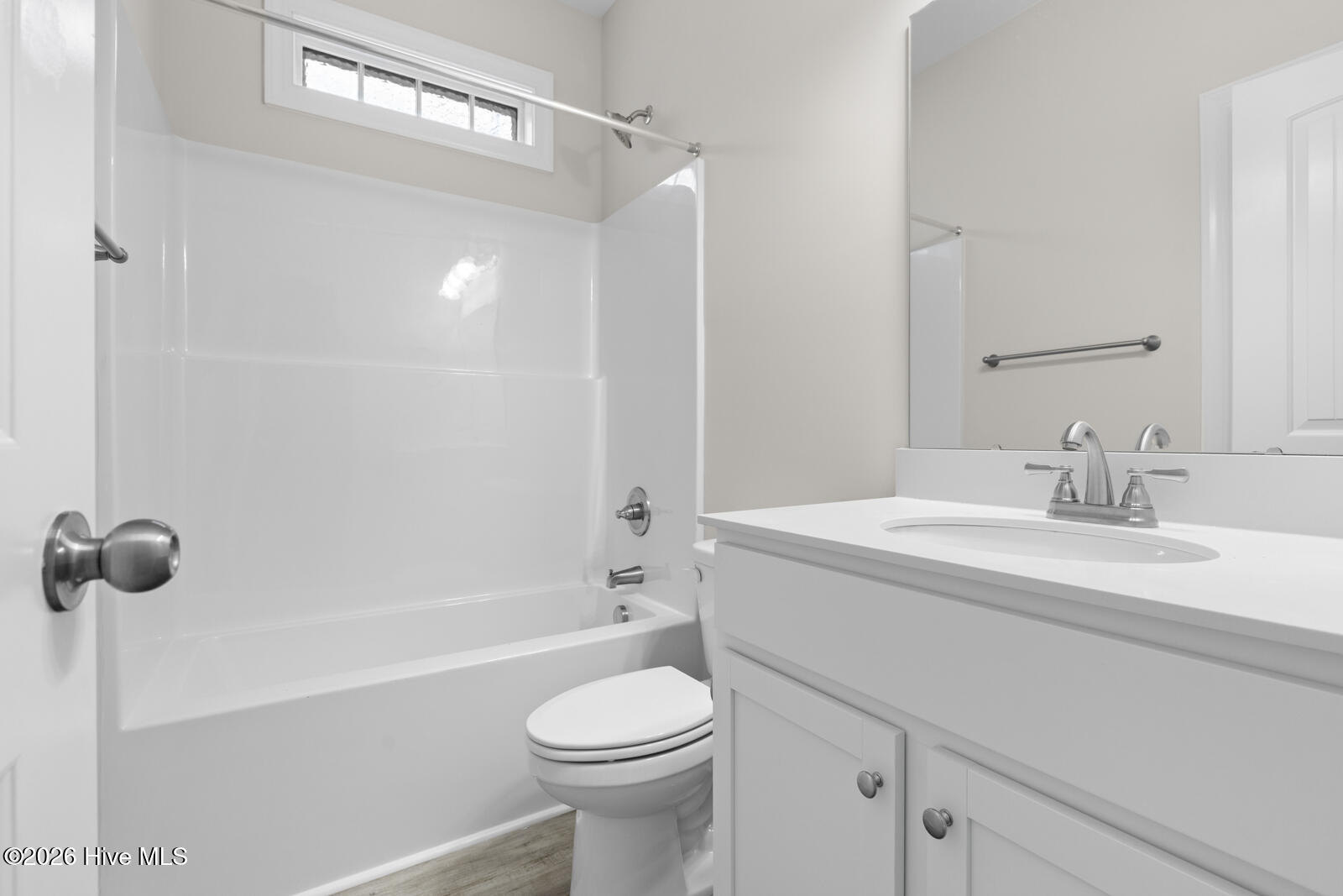 100553181 | Photo 26