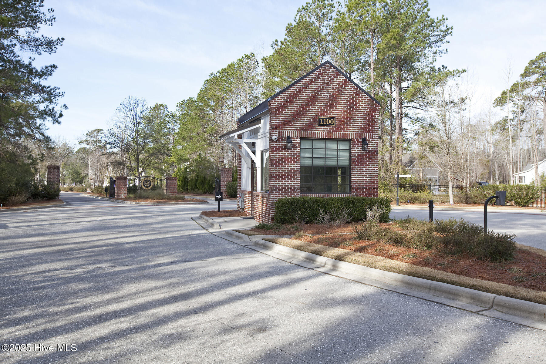 100556749 | Photo 79