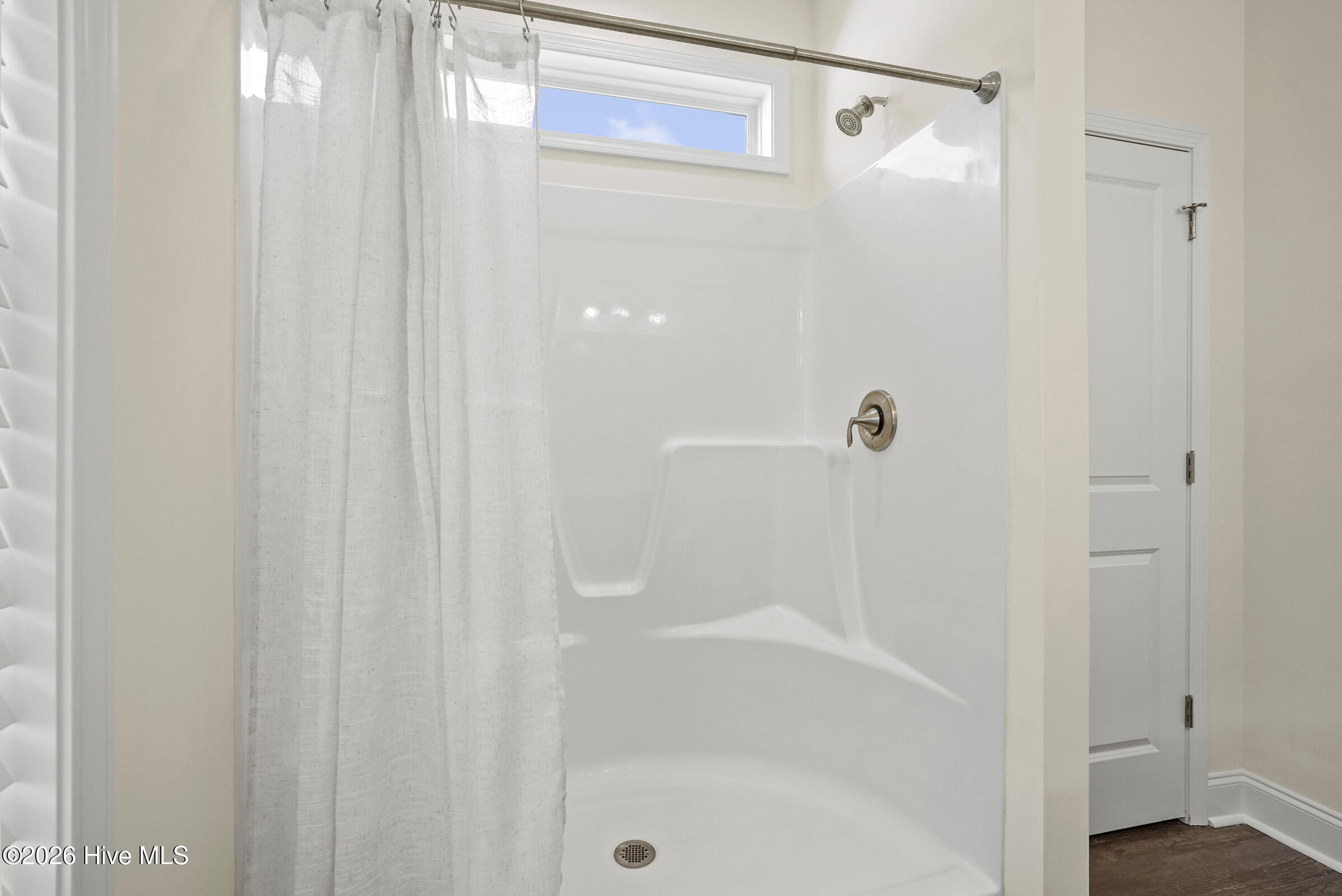 100552712 | Photo 23