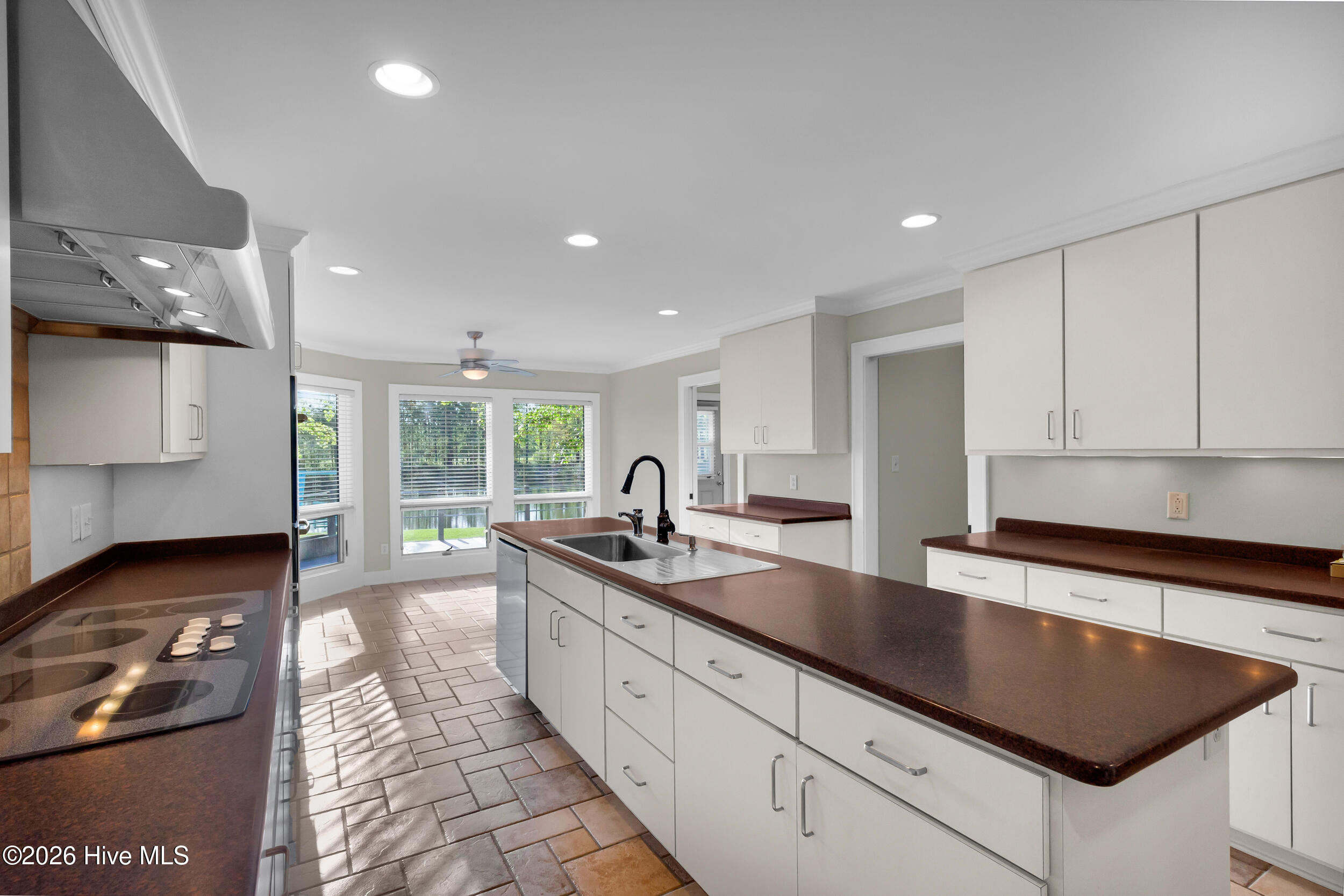 7000 Club House Drive