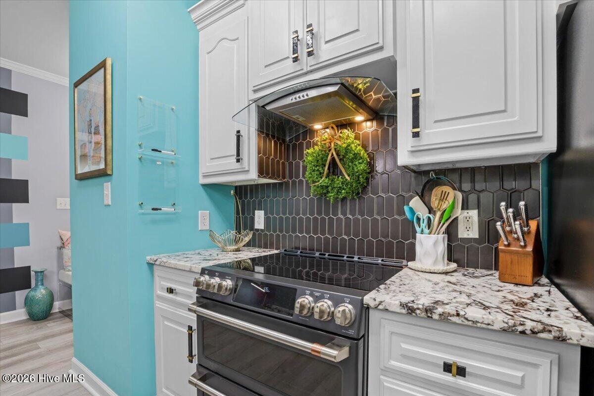 23-104 Oxford Dr-23