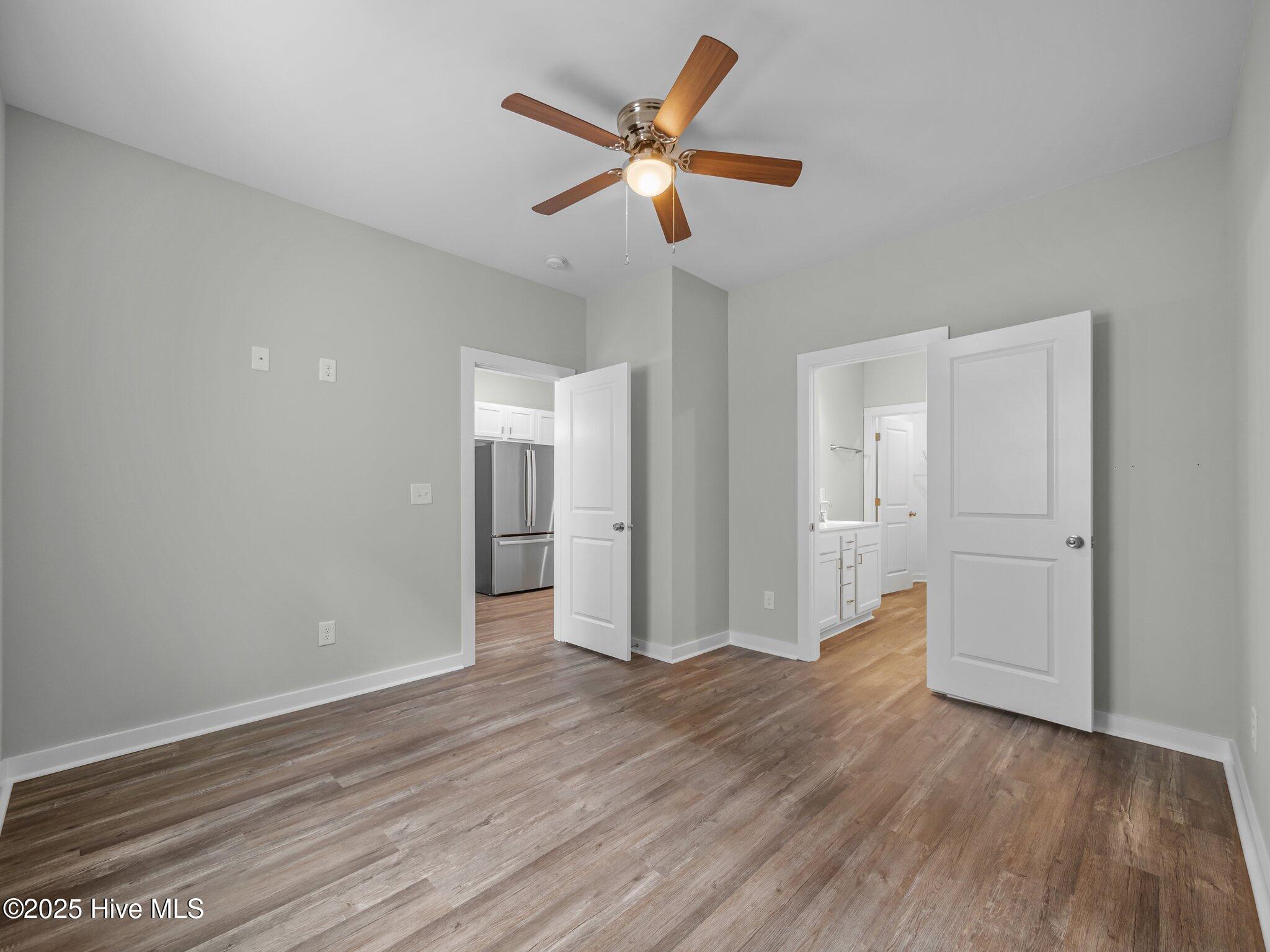 100486624 | Photo 14