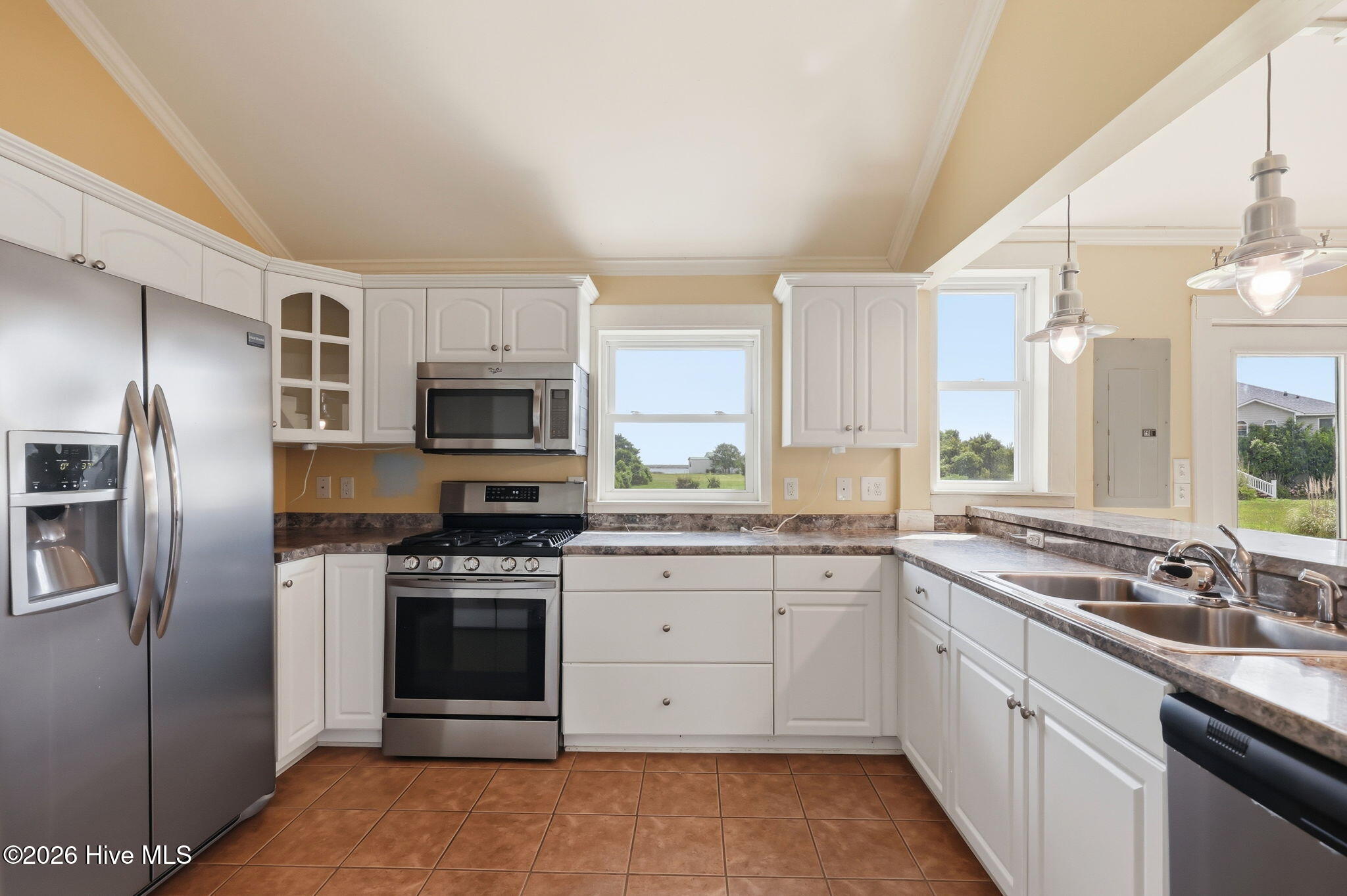 3246 Cedar Island Road,Cedar Island
