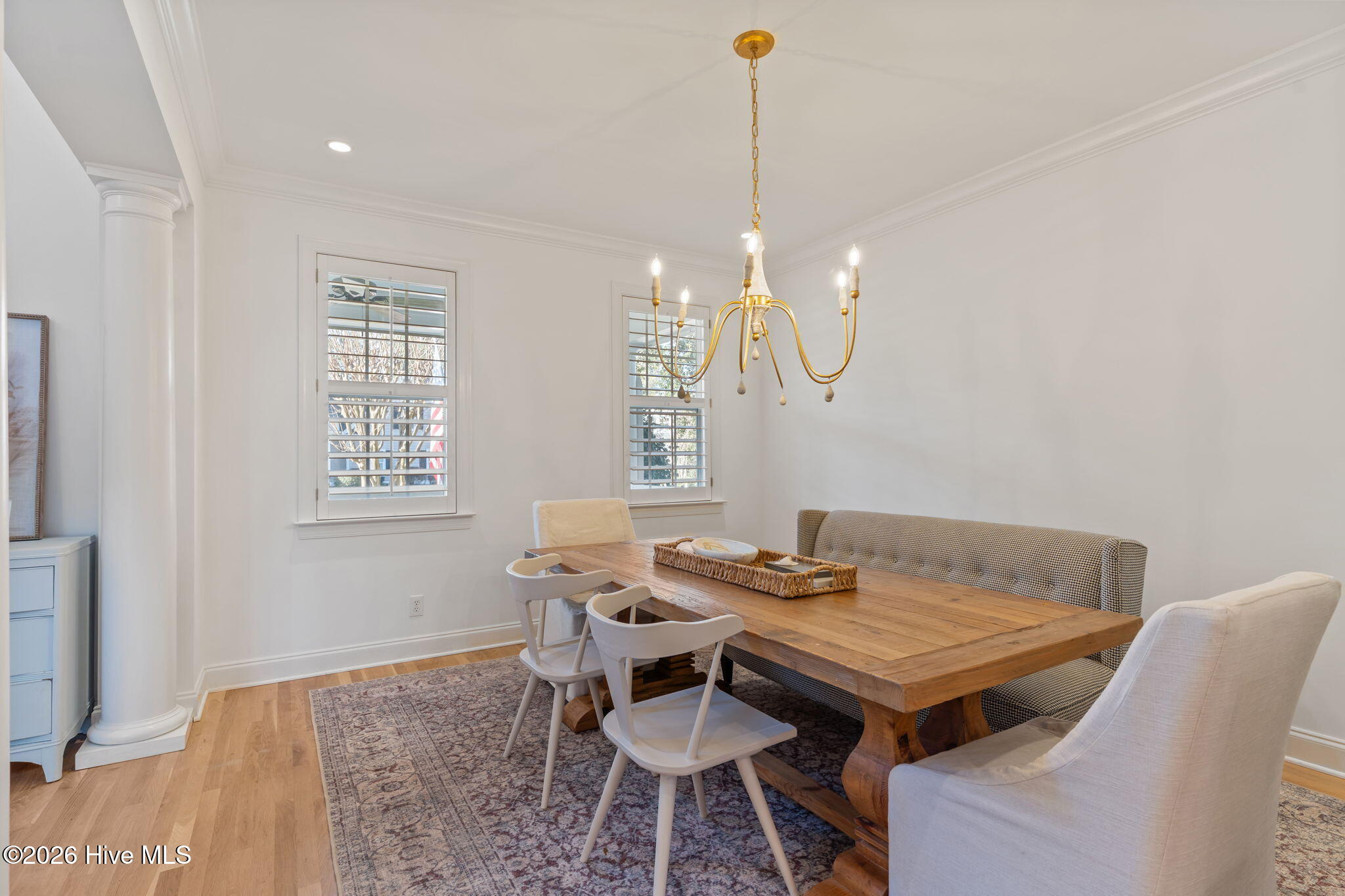 100561697 | Photo 11