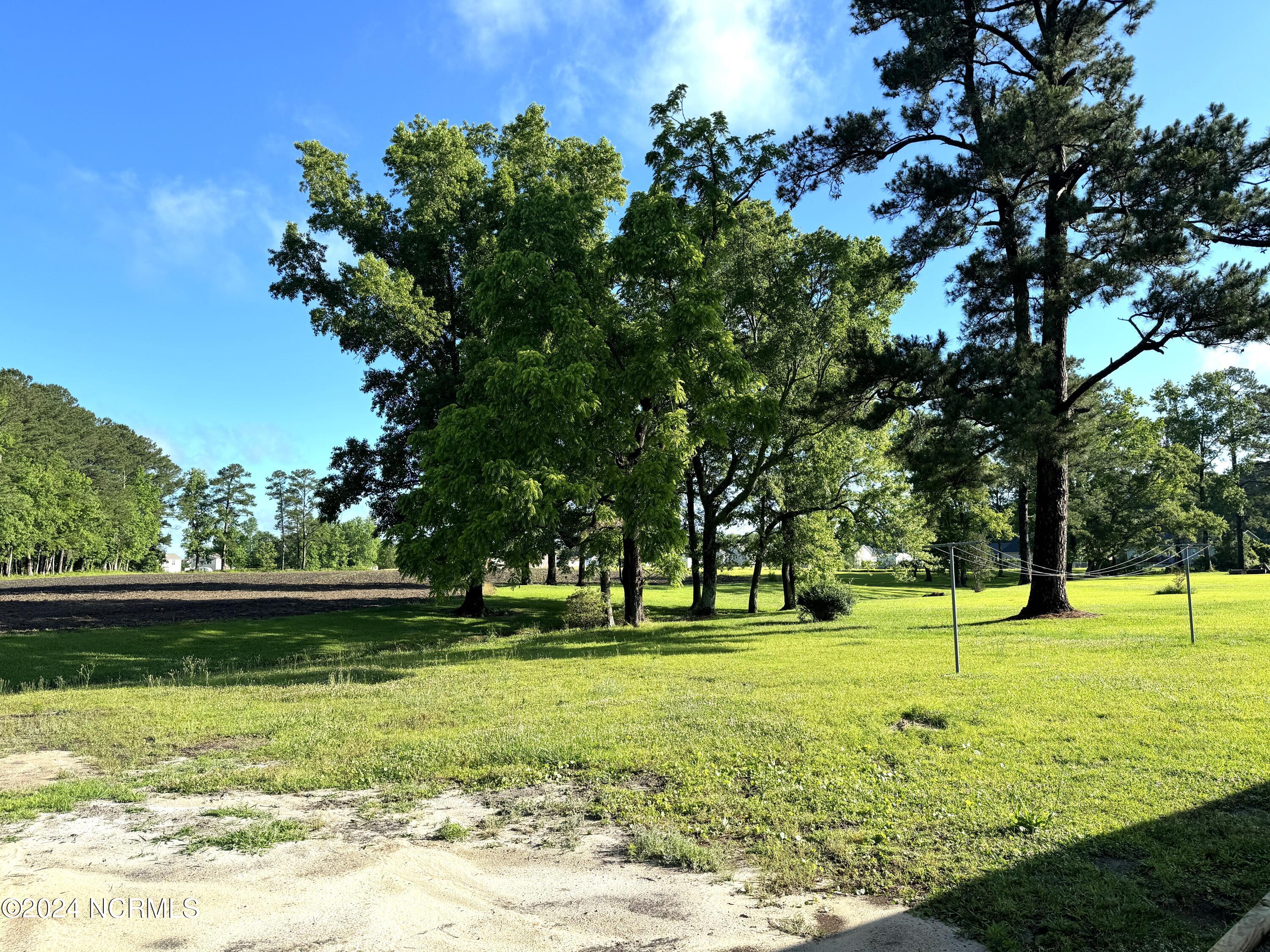 100545220 | Photo 25