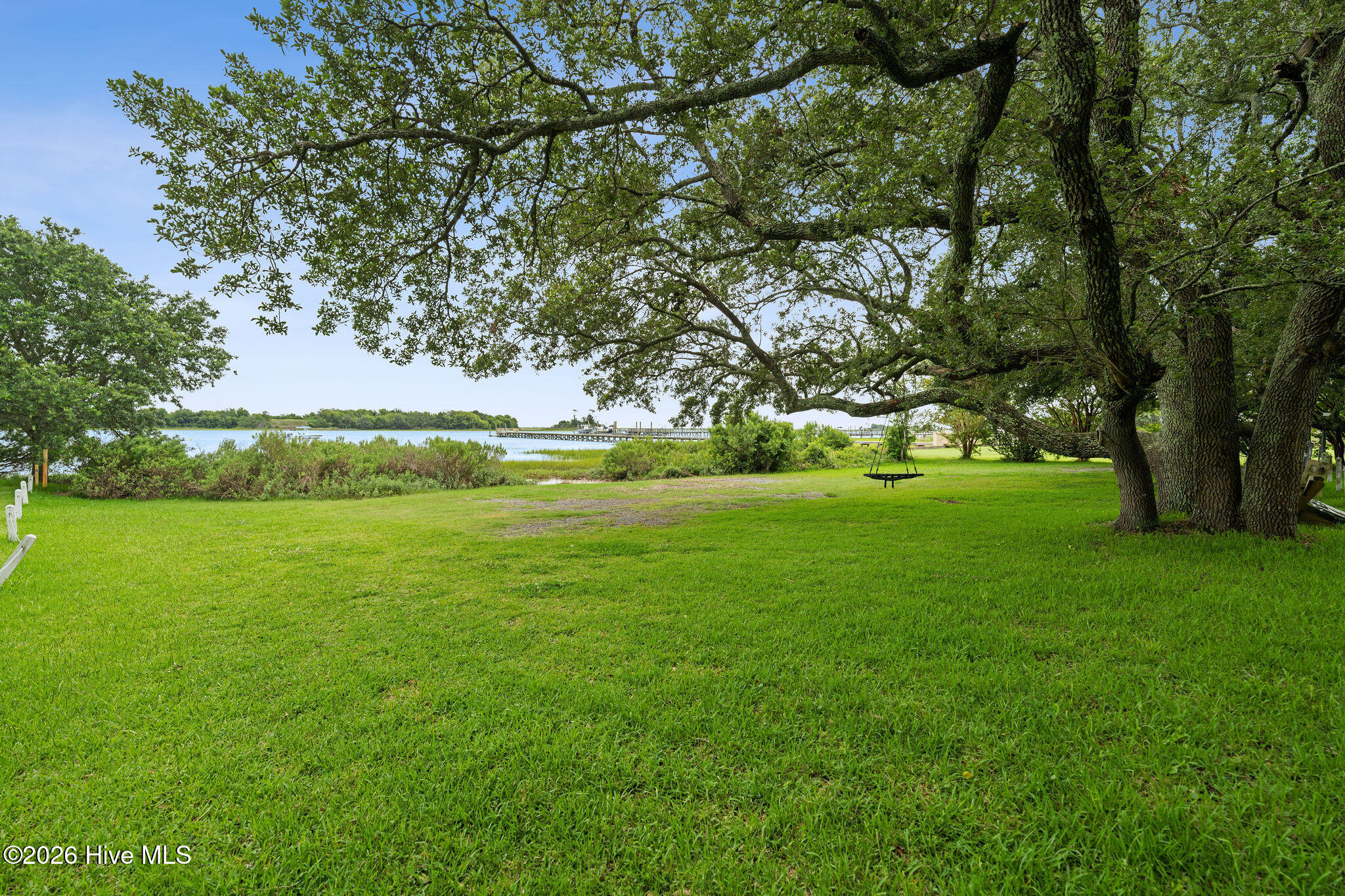 100570539 | Photo 52