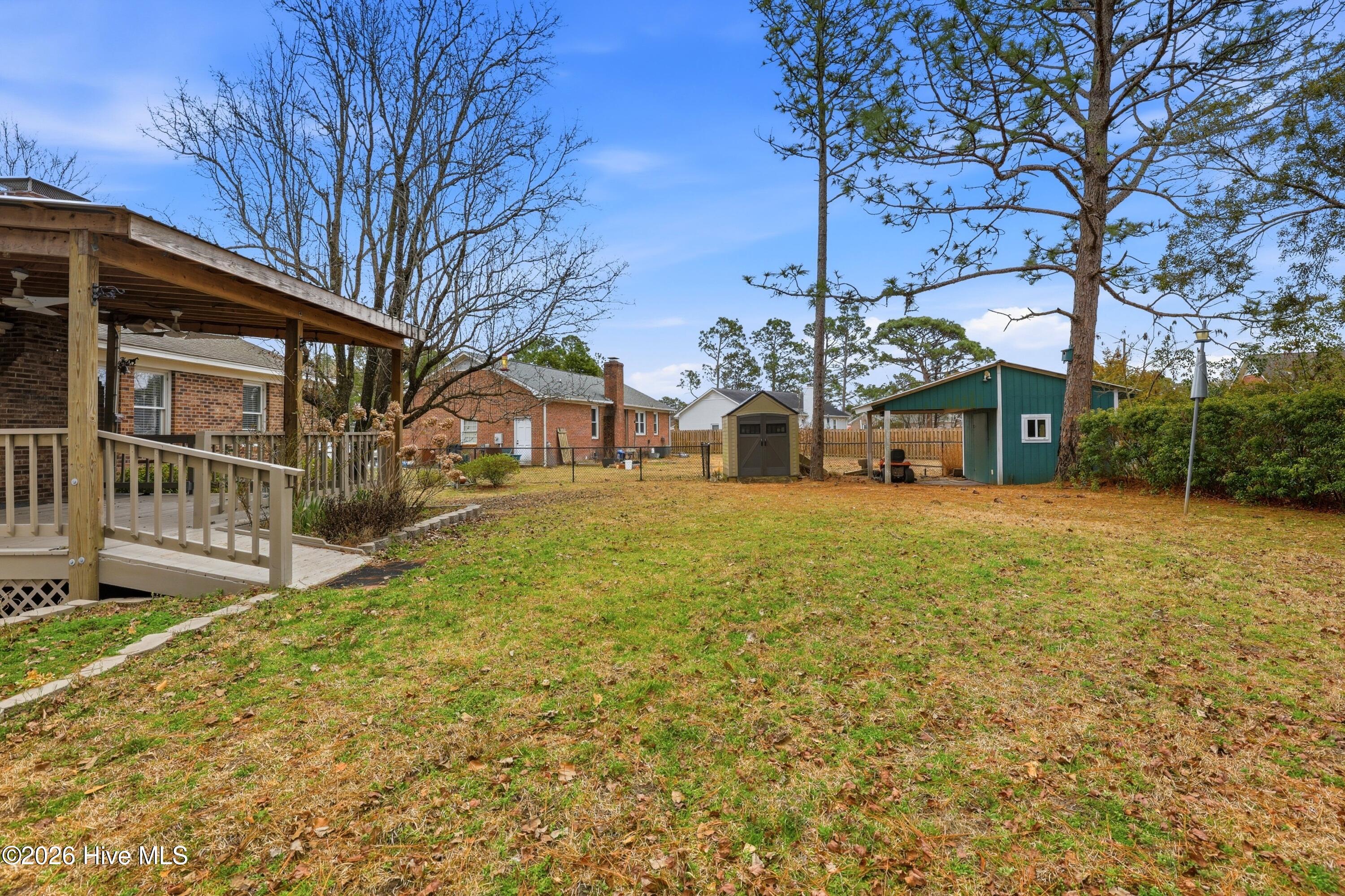 100553315 | Photo 32