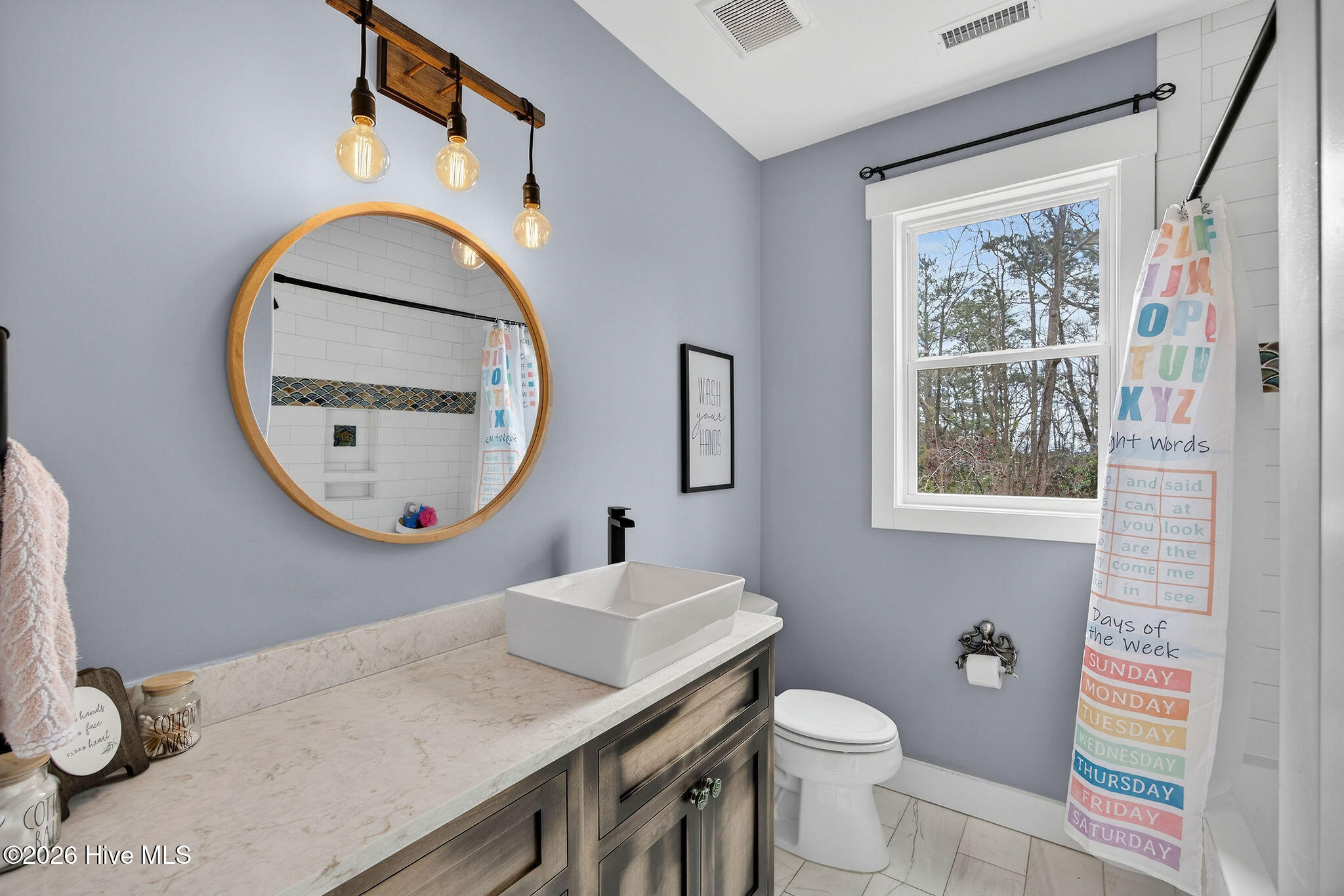 100555452 | Photo 30