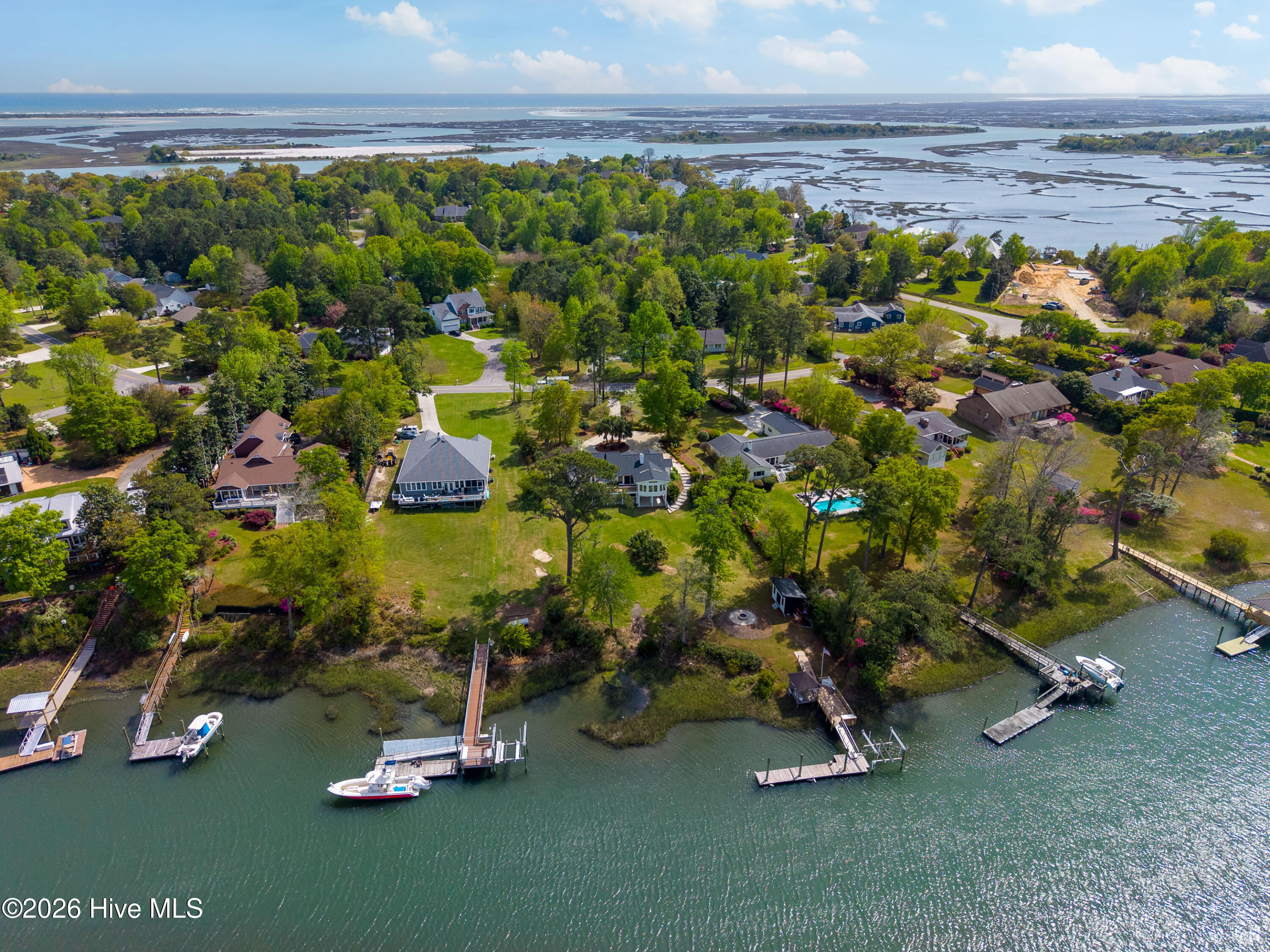 100556349 | Photo 59