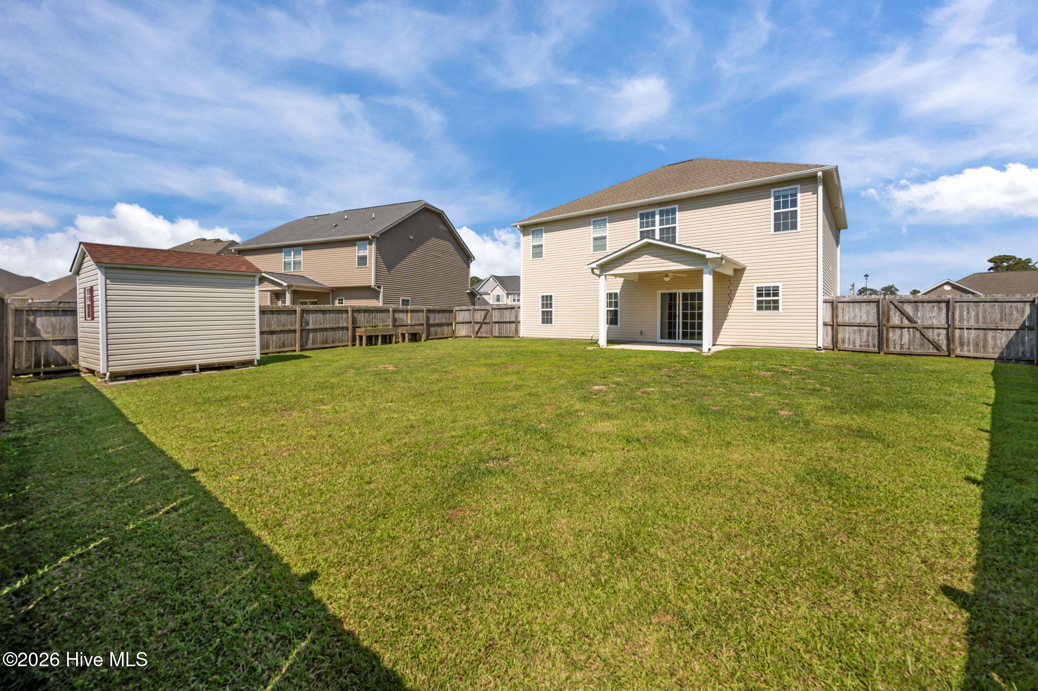 100567705 | Photo 29