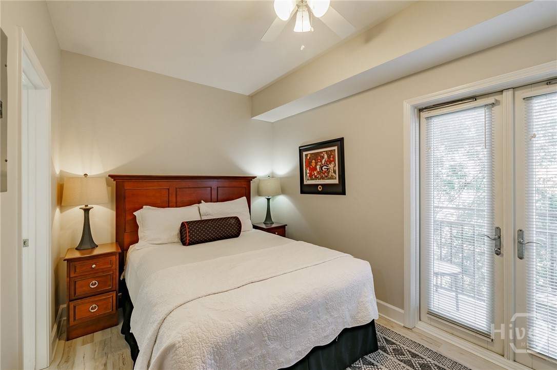 250 W Broad Street 521