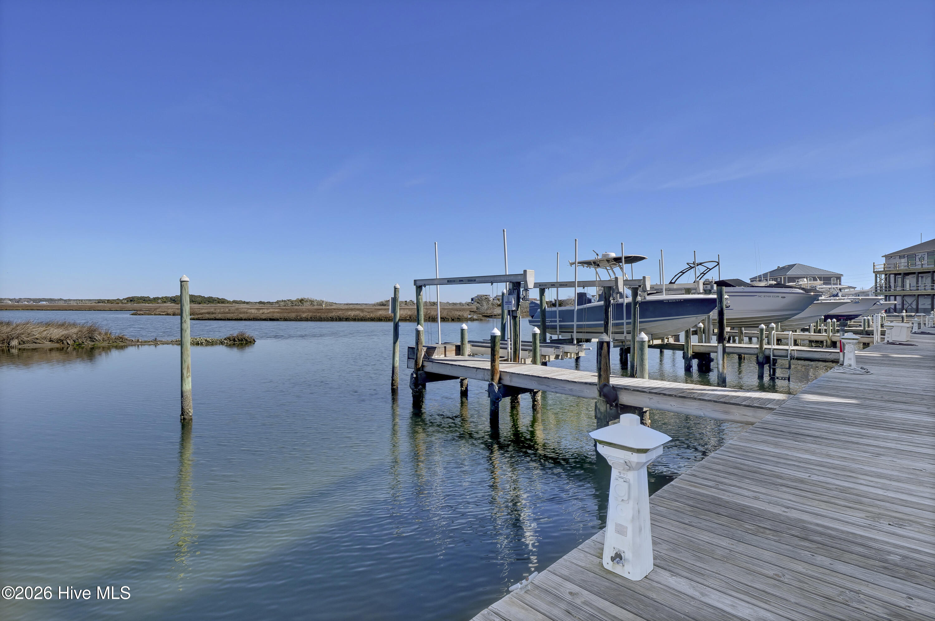 205 N New River Drive, Surf City, NC 28445 – photo 2: P3100030