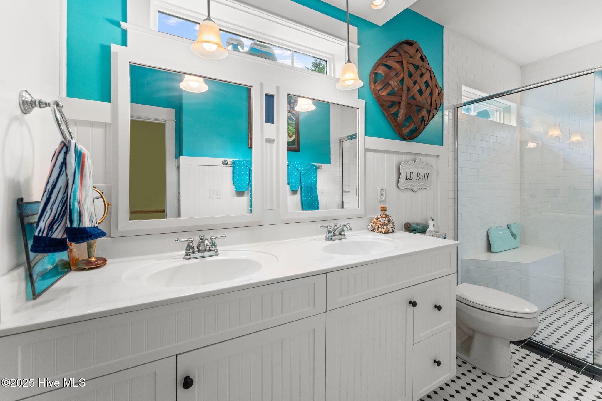 100534580 | Photo 31