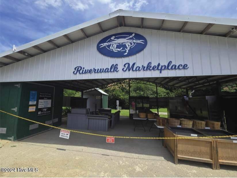 100509116 | Photo 32