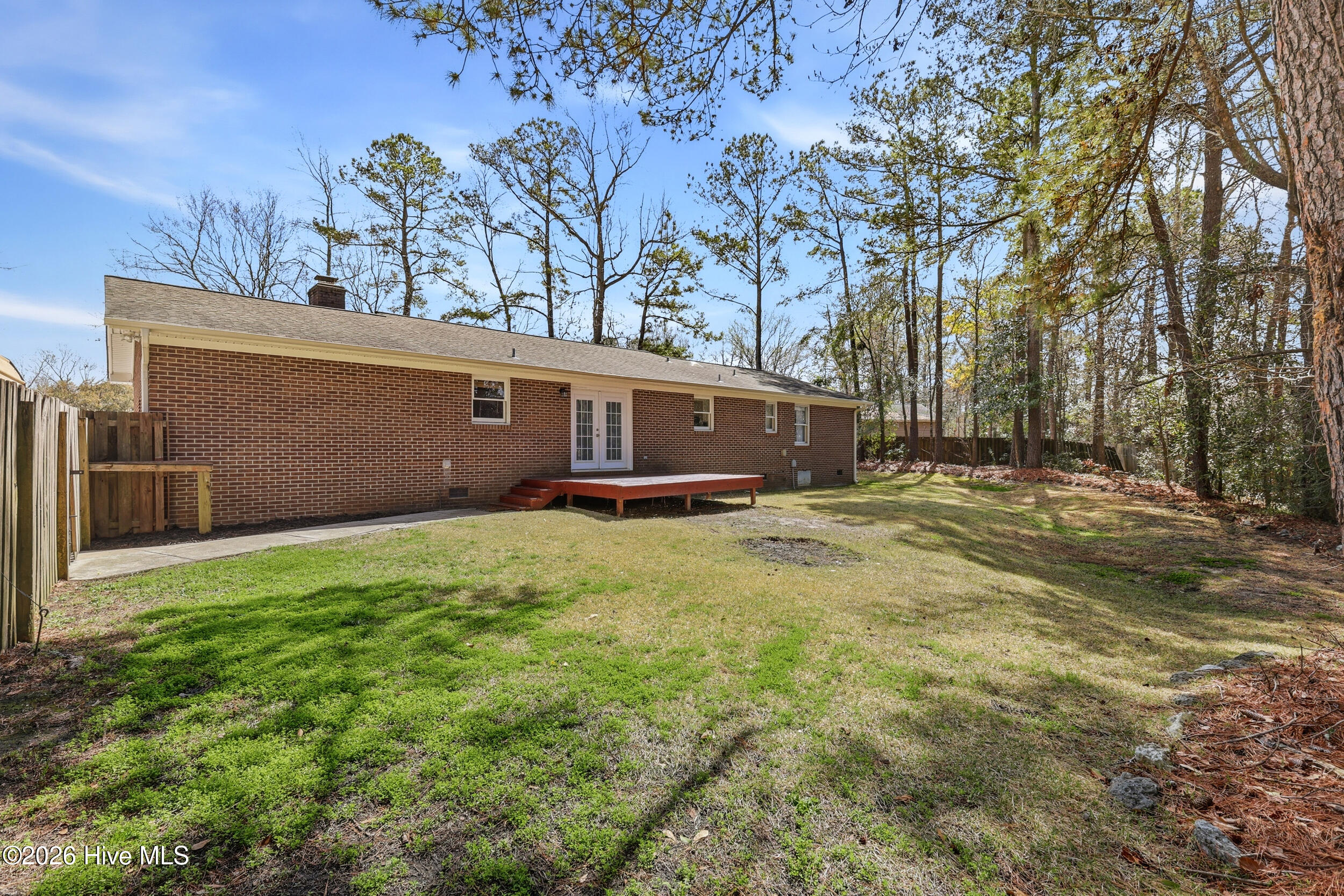 100559679 | Photo 33