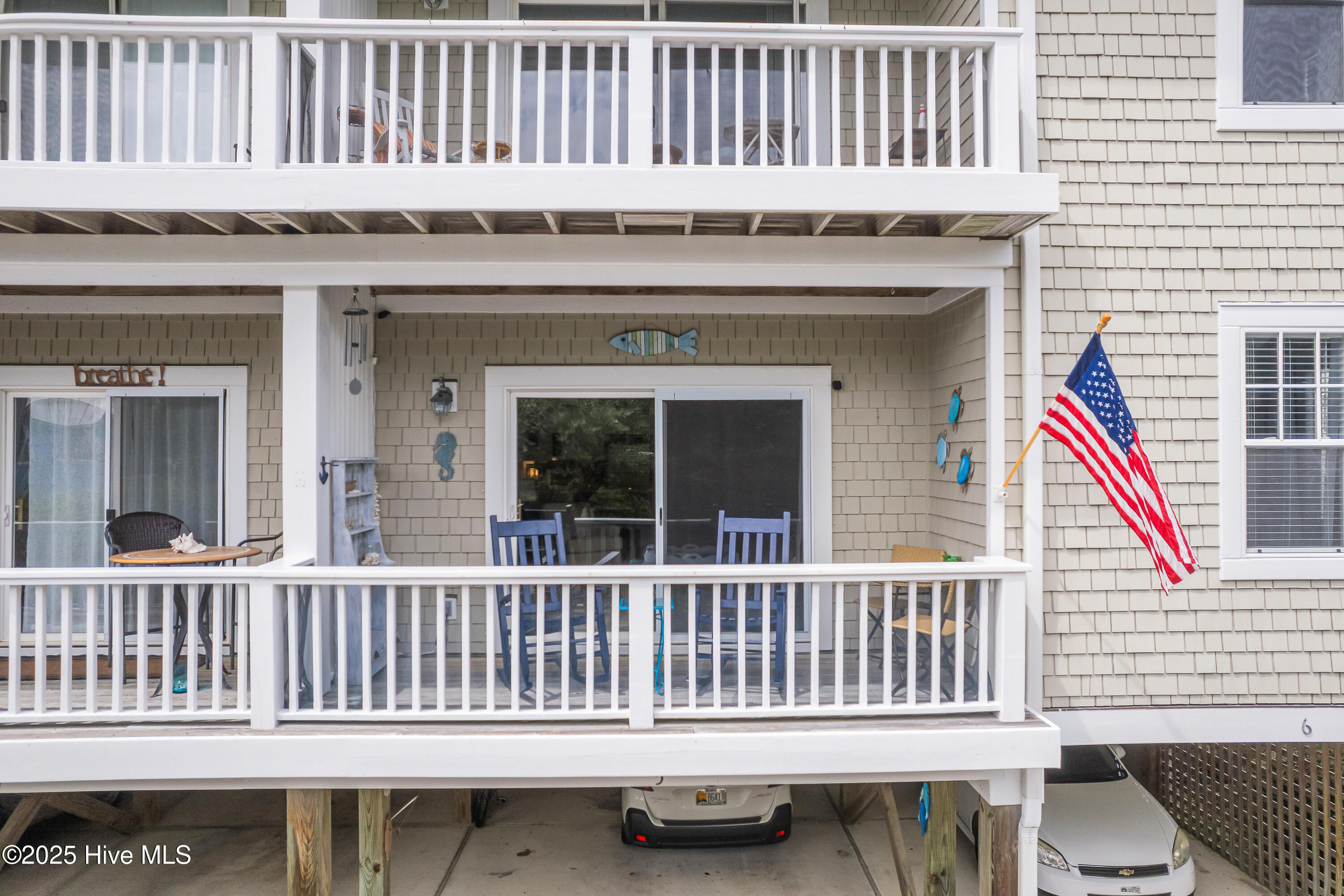 100528014 | Photo 27