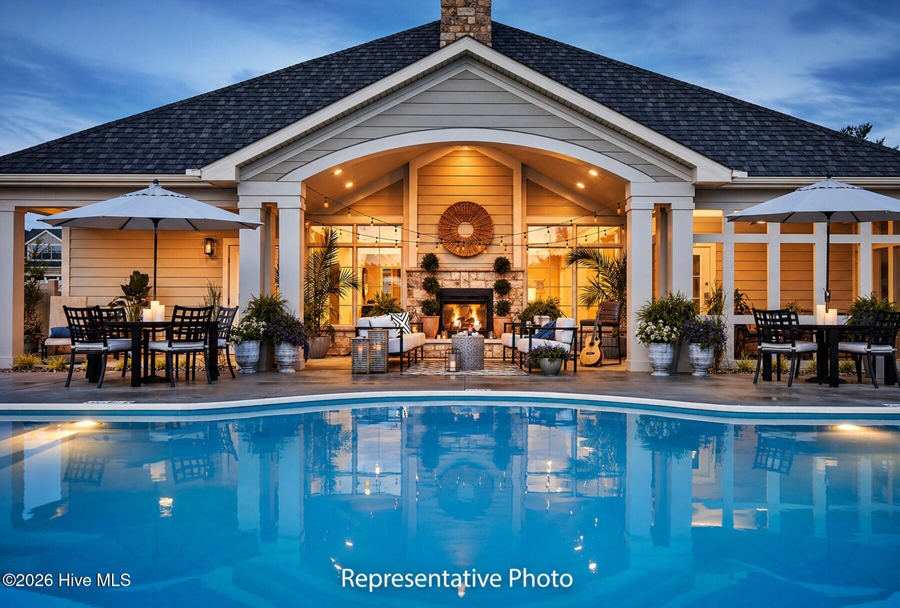 100496810 | Photo 58