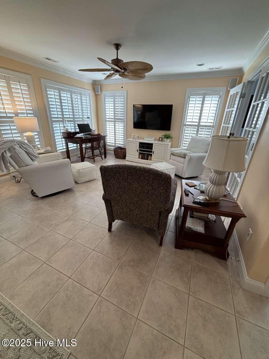 100534224 | Photo 31