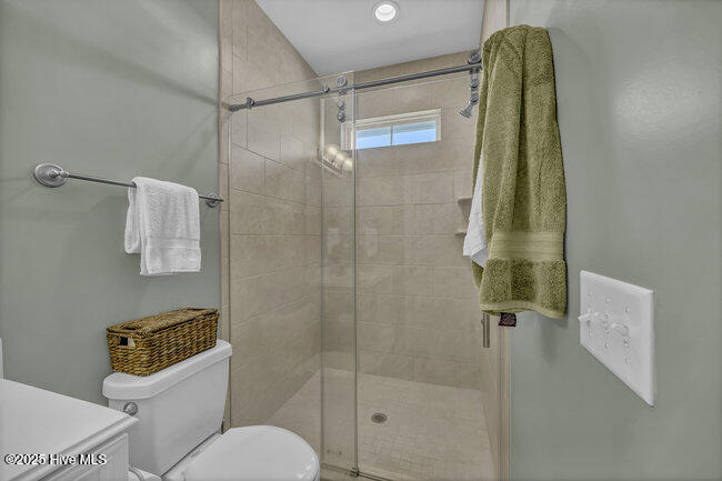 100528964 | Photo 35