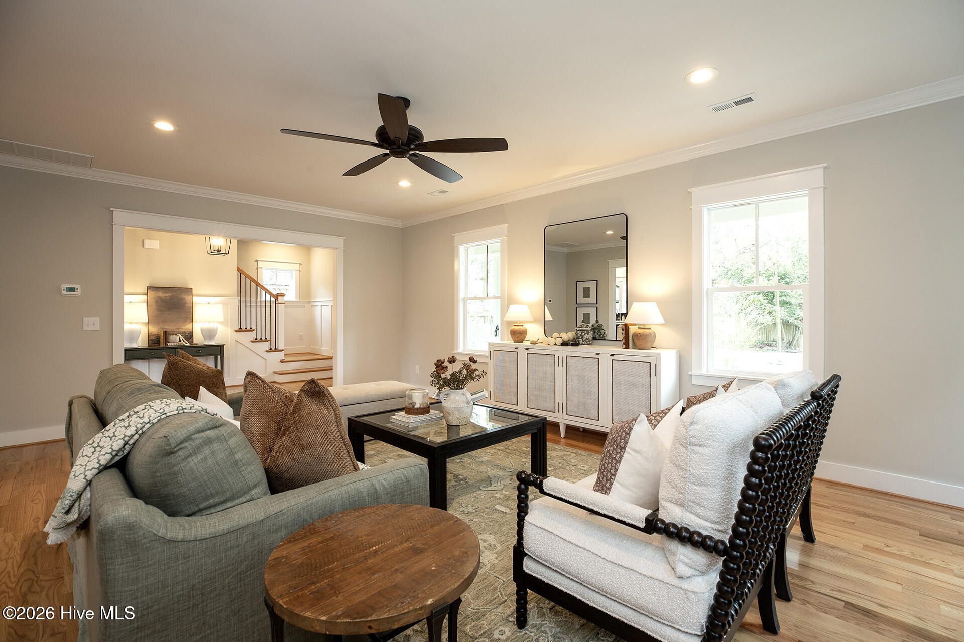 100562068 | Photo 12