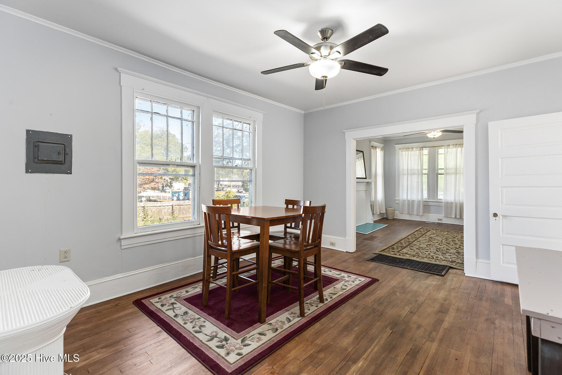 100540157 | Photo 15