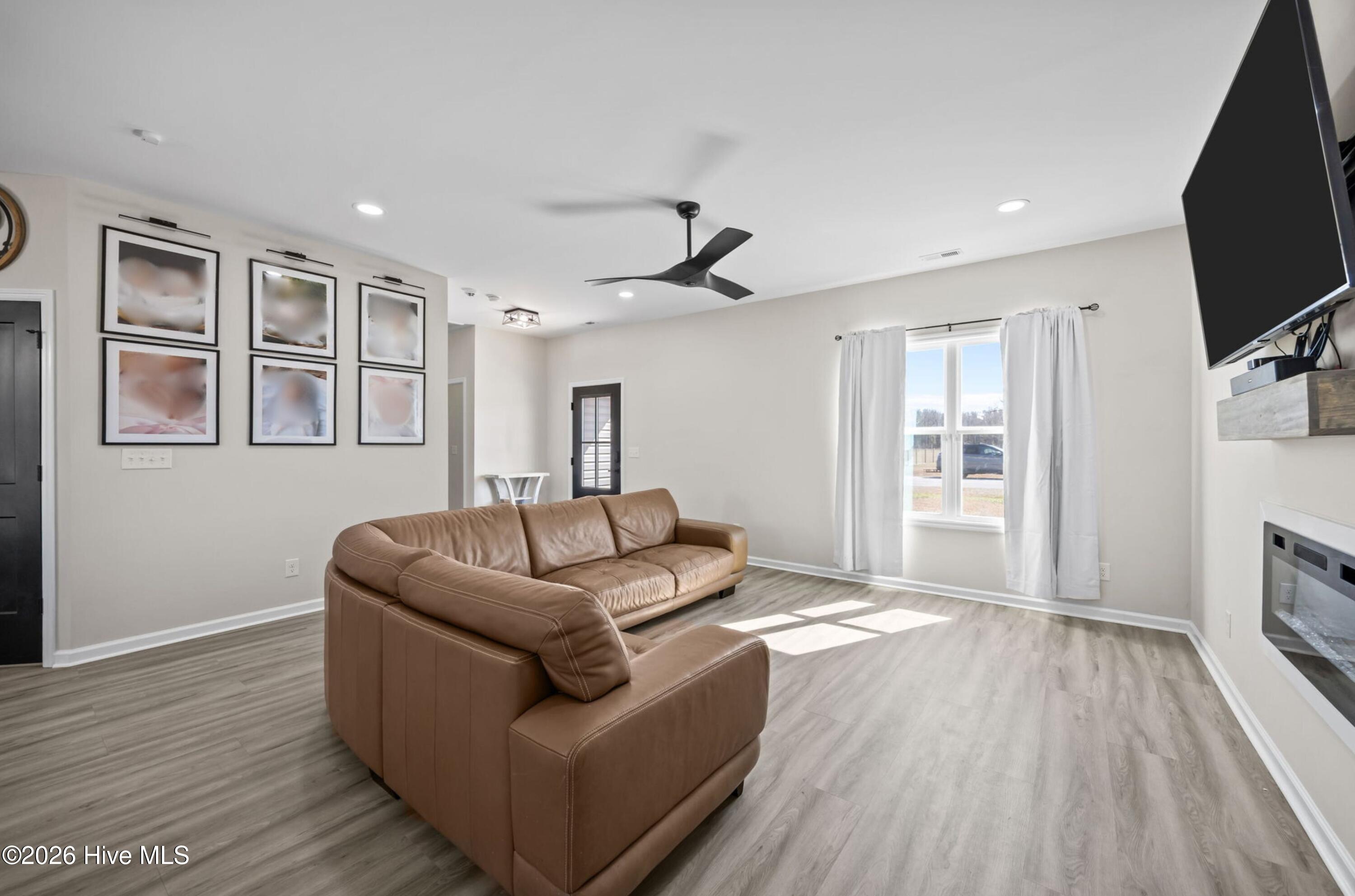 Homes for sale in Maysville, NC | 103 Adams Landing Wy, Maysville, NC 28555 | MLS# 100556650