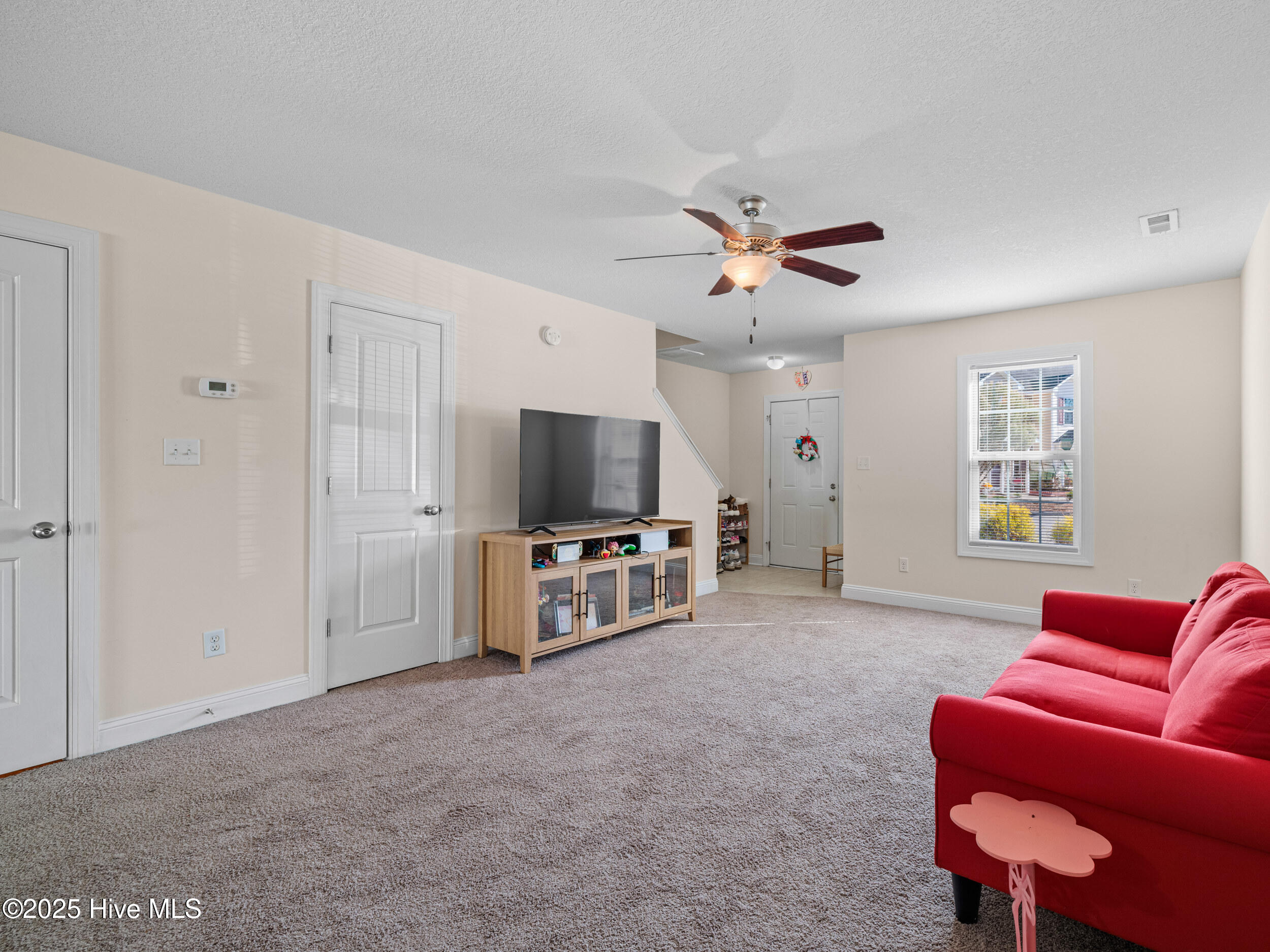 100541514 | Photo 10