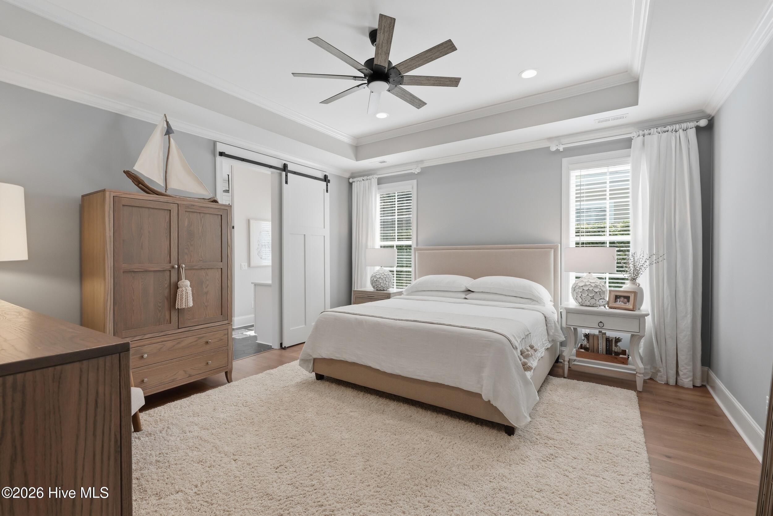 100562454 | Photo 22