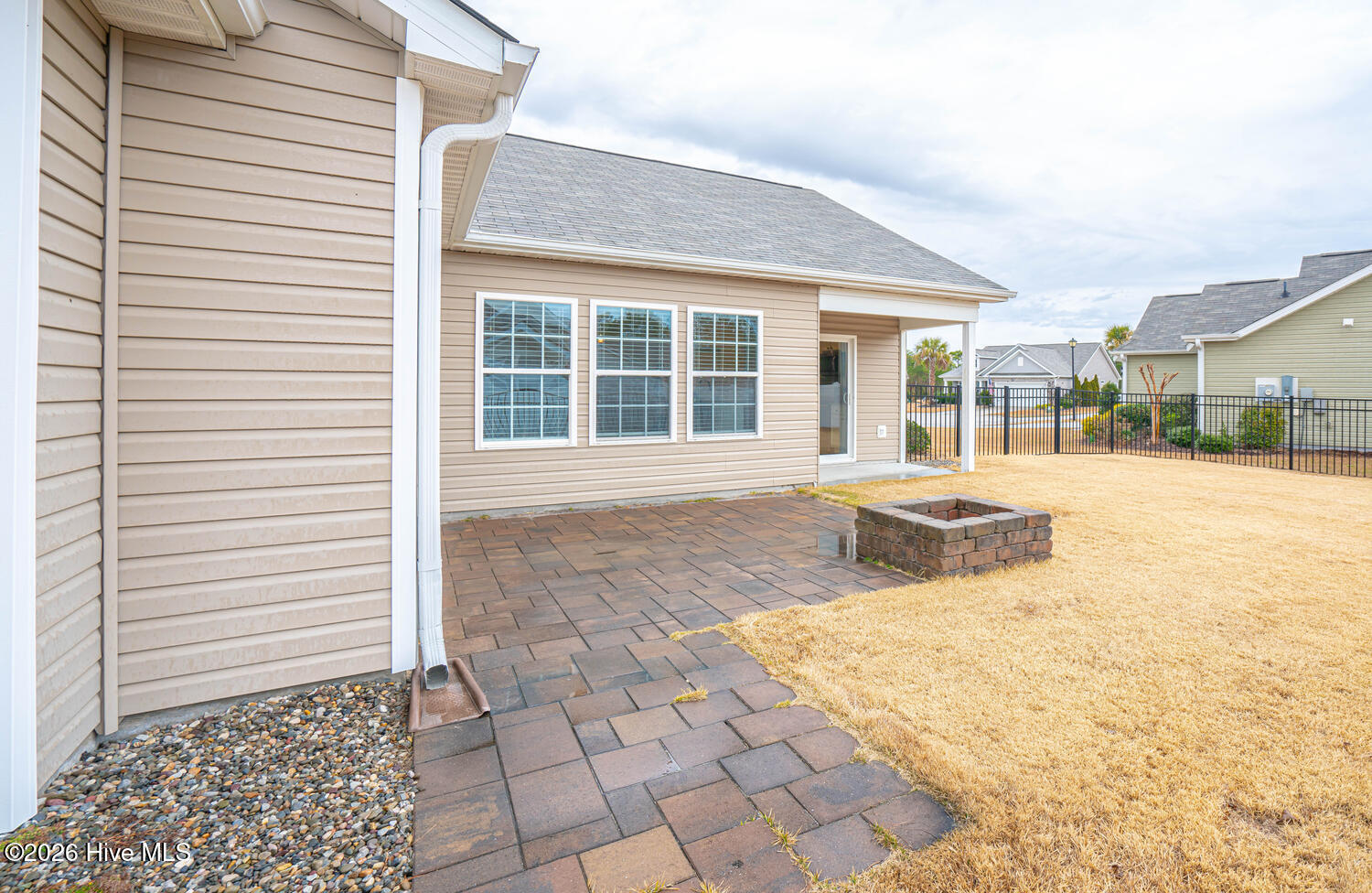 100556684 | Photo 34