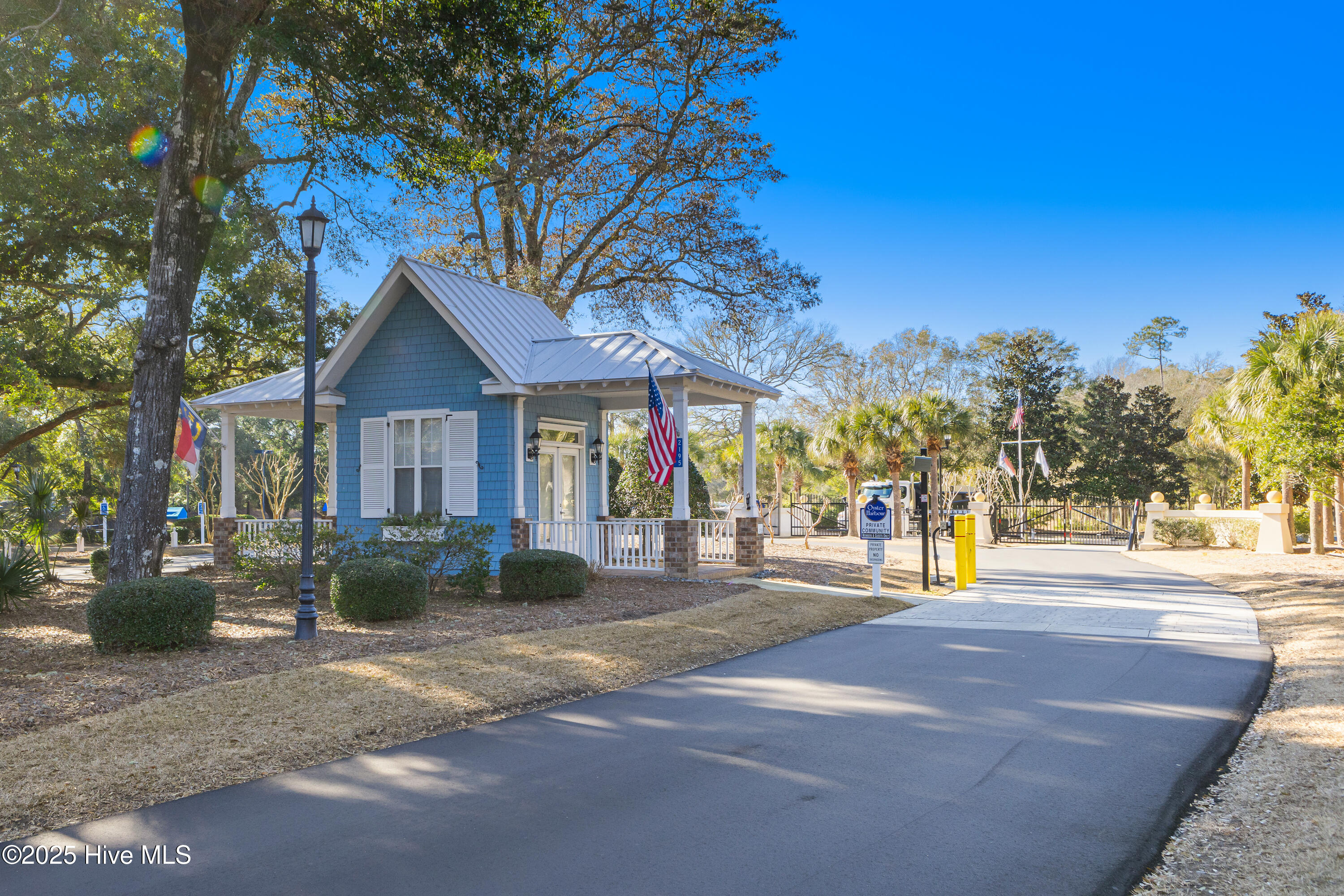 100546687 | Photo 25