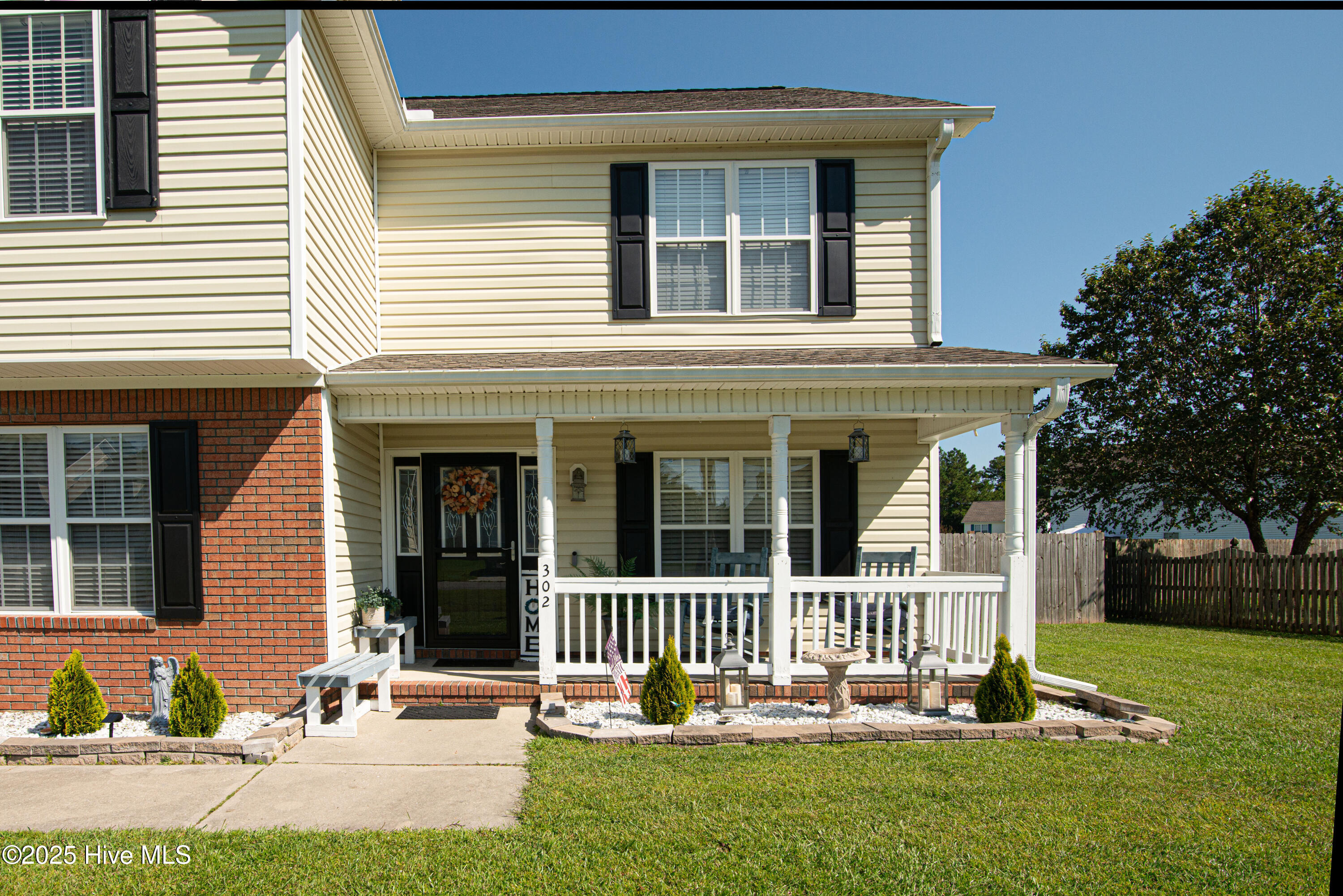 302 Honey Court W, Jacksonville, NC 28540 – photo 4: DSC_4181