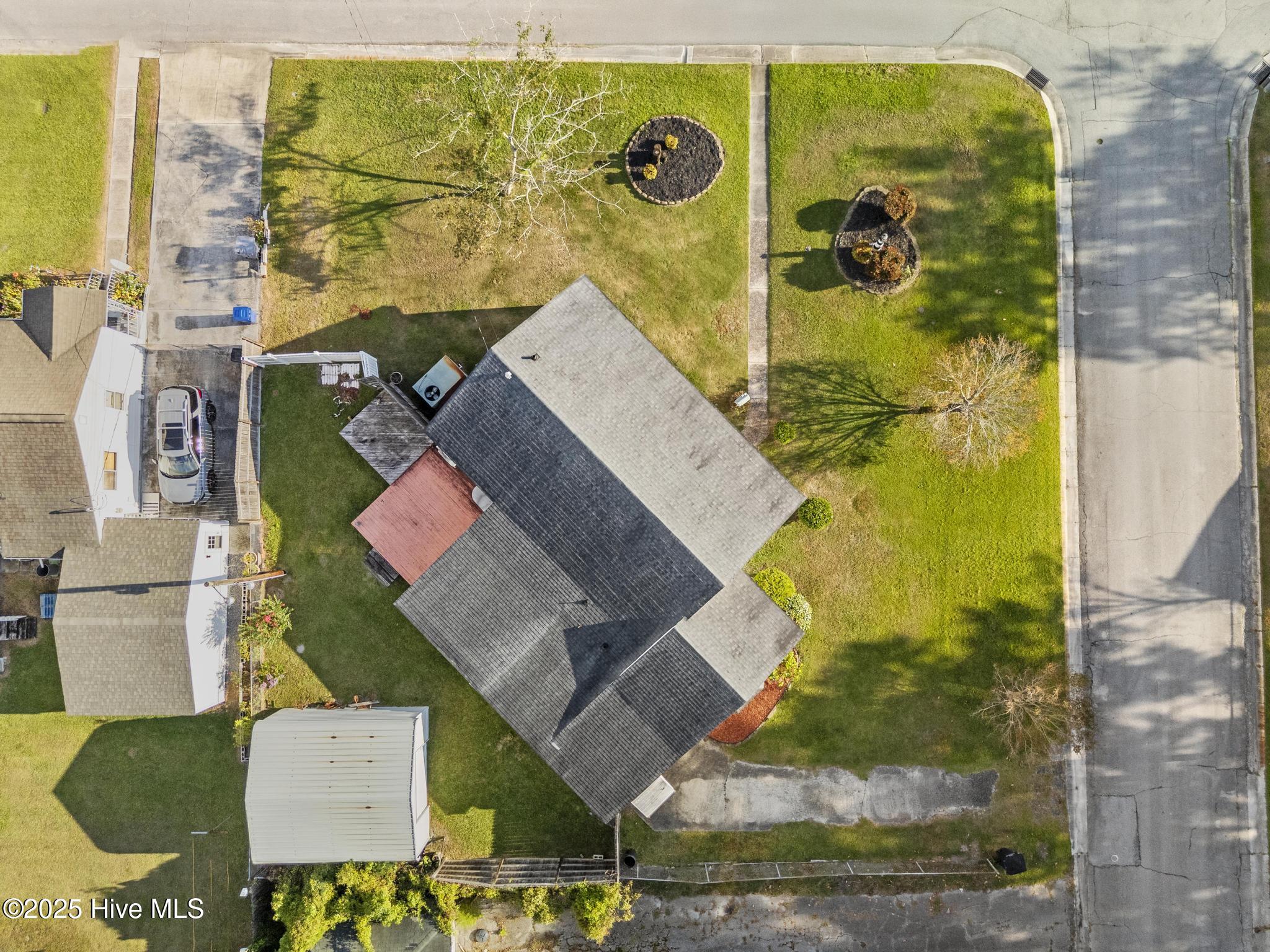 100532196 | Photo 49