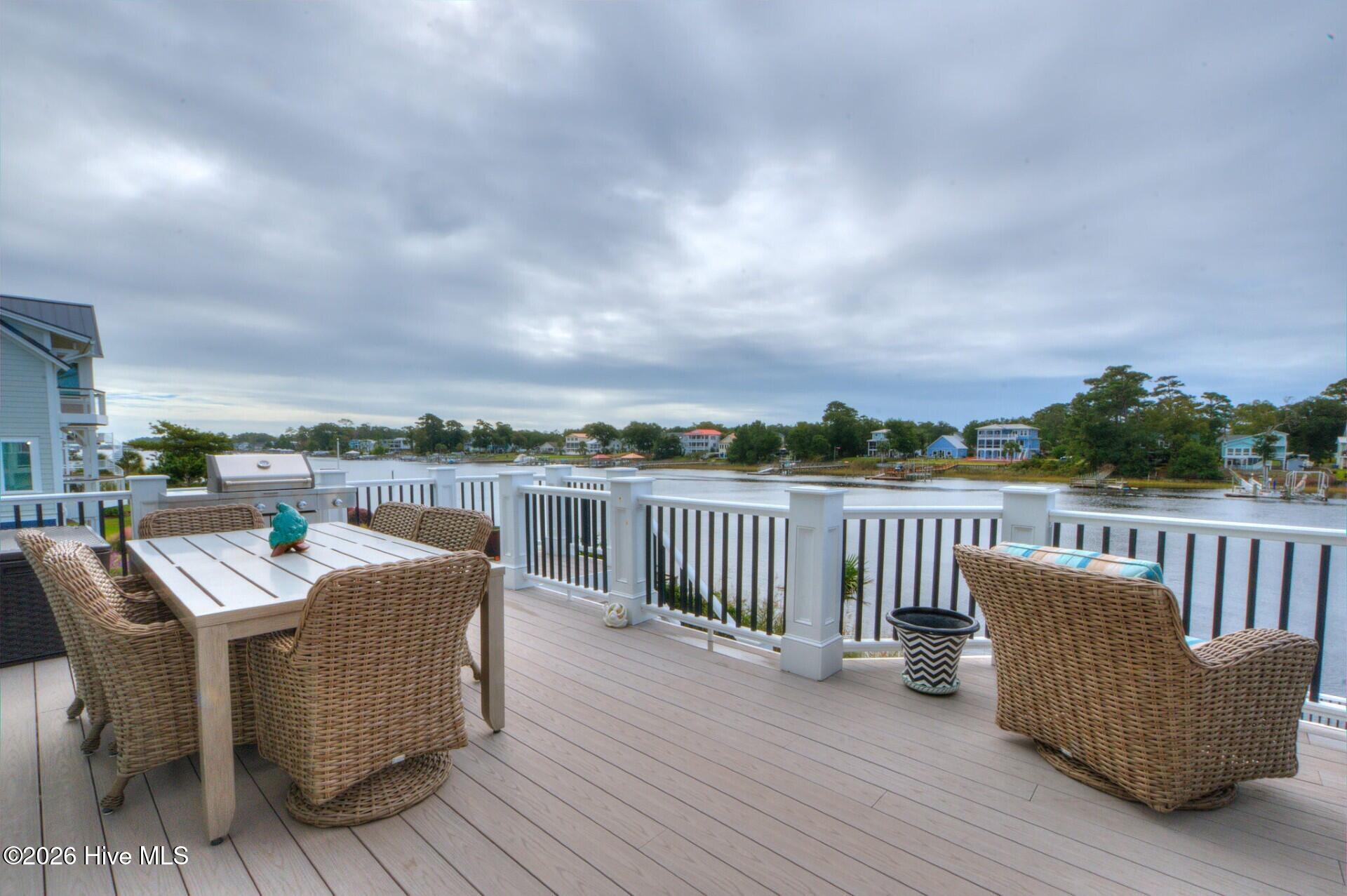 100553459 | Photo 43