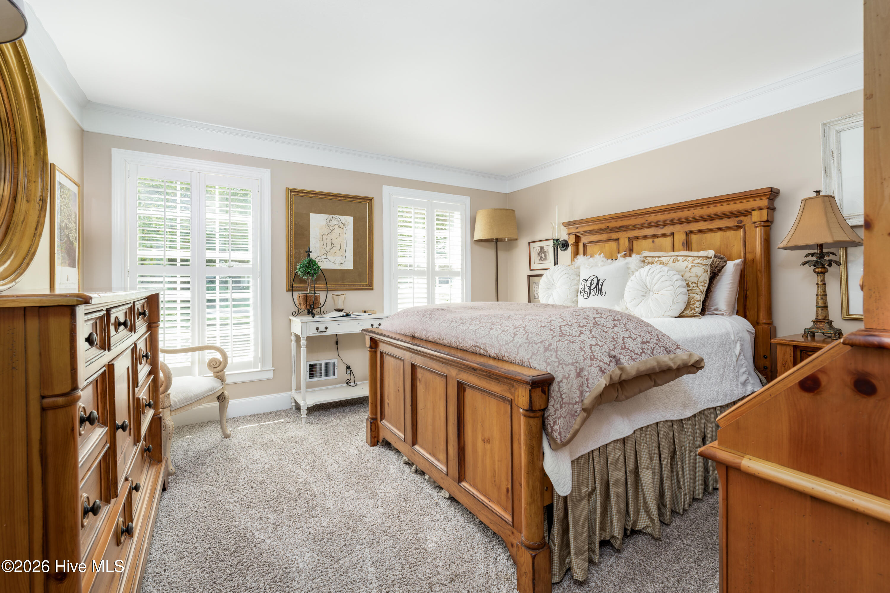 100565005 | Photo 32