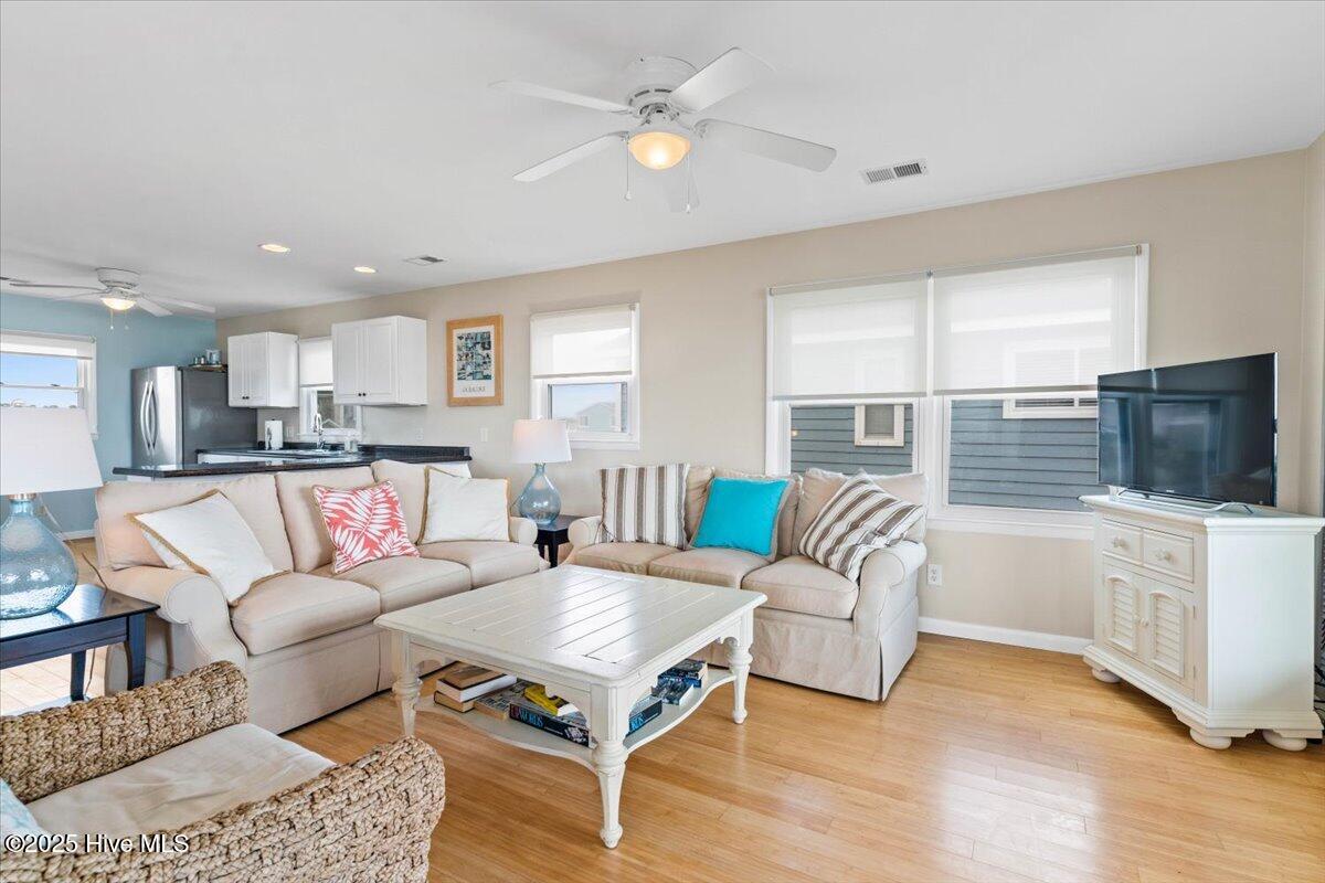 100520015 | Photo 13