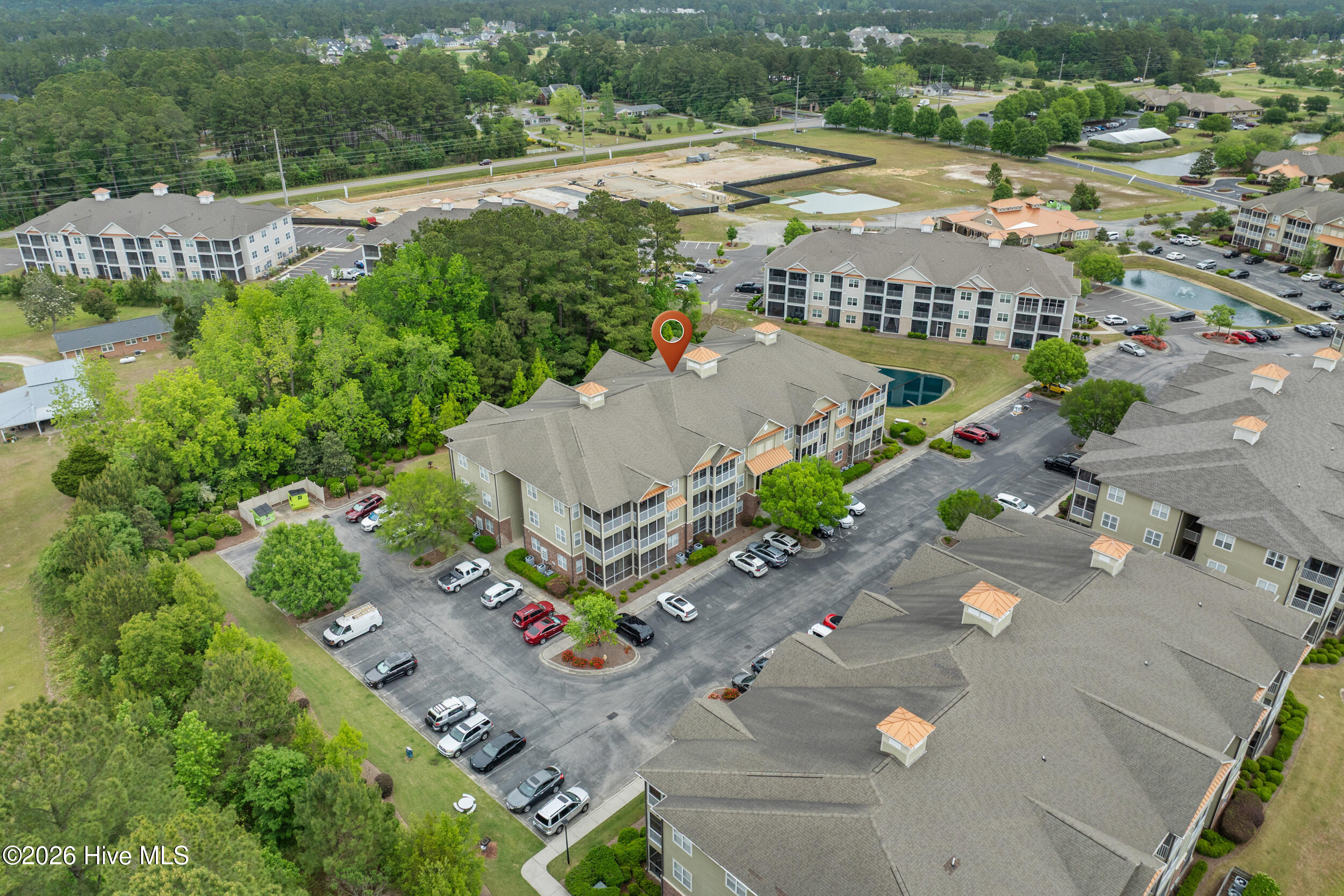 100570667 | Photo 31