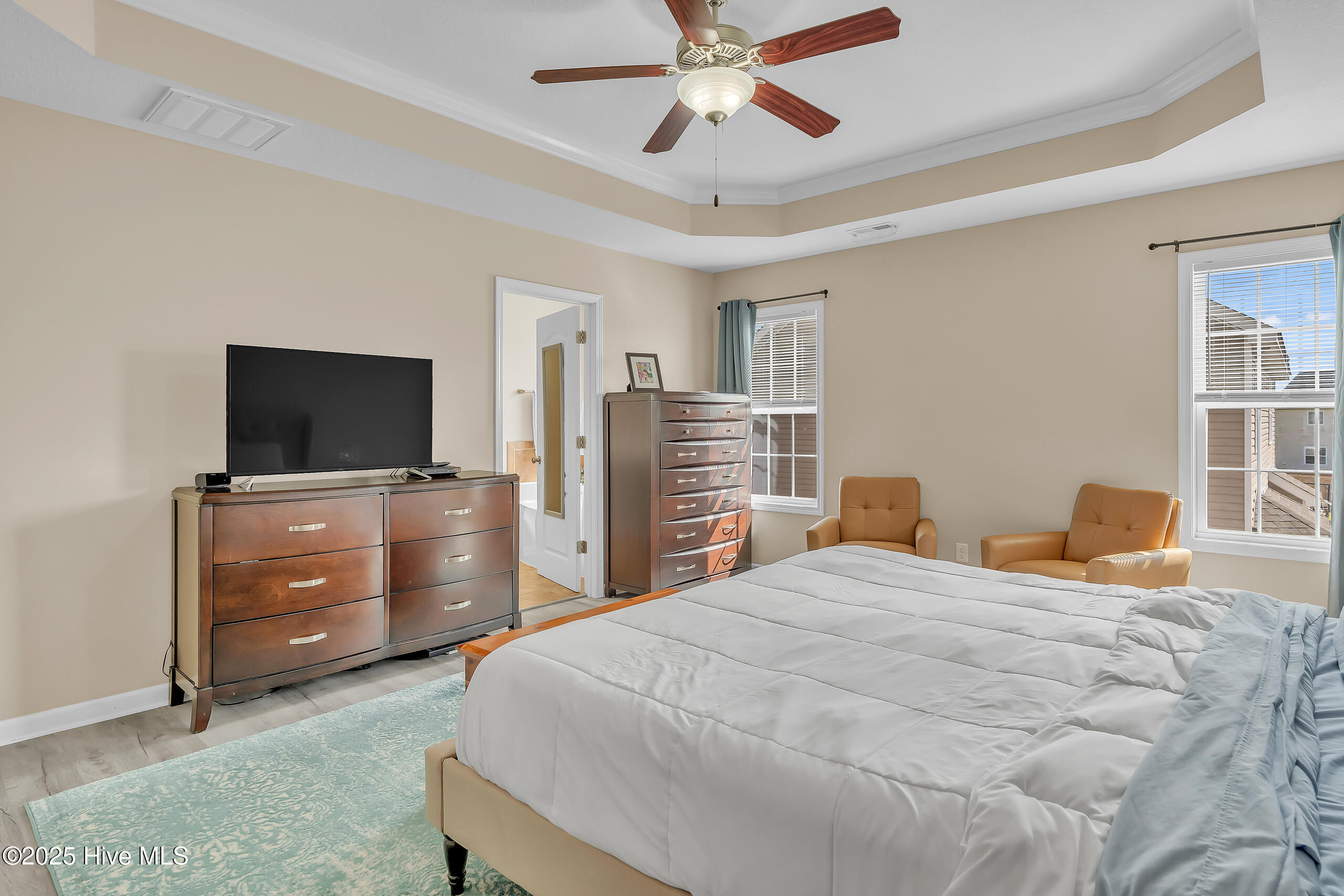 100543467 | Photo 18