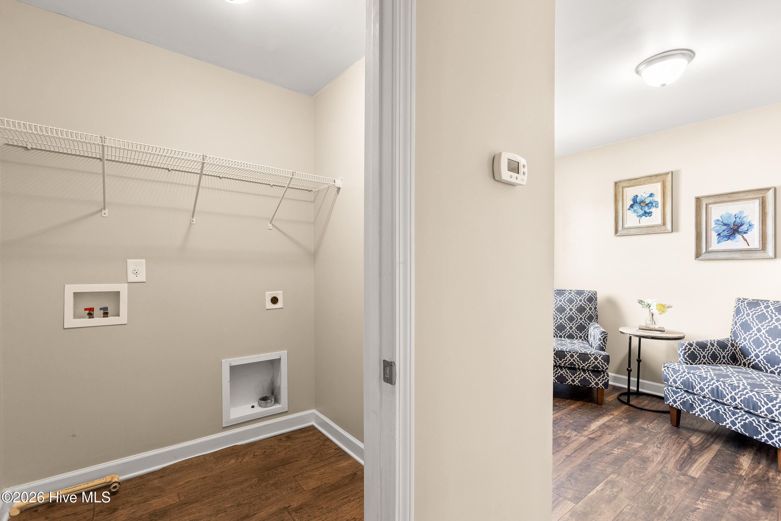 100567364 | Photo 17