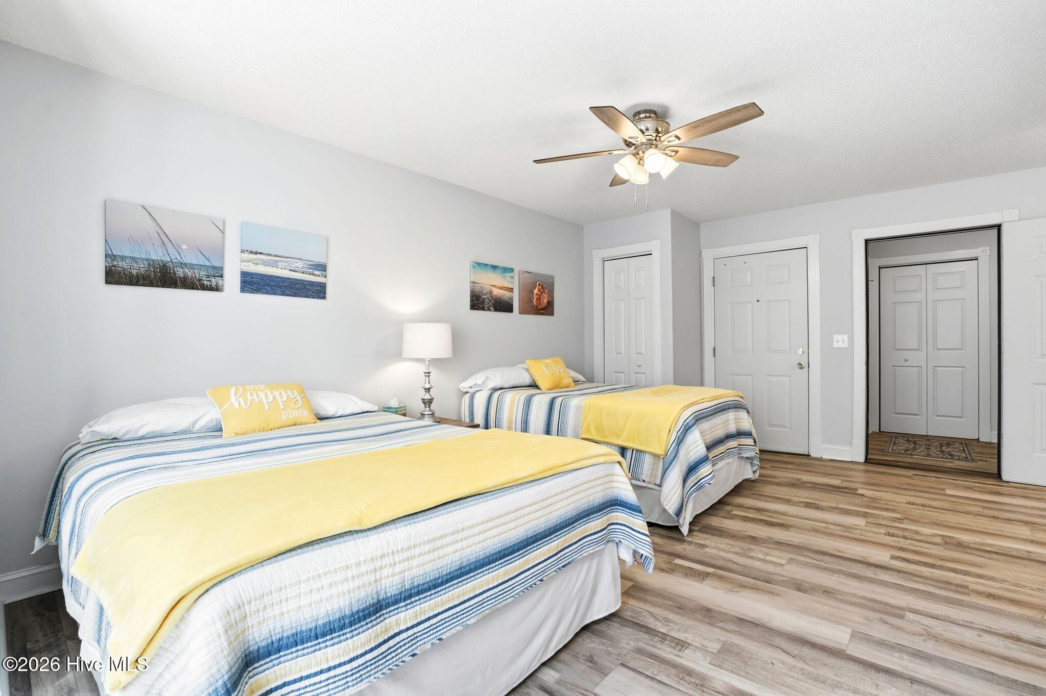 100564188 | Photo 16