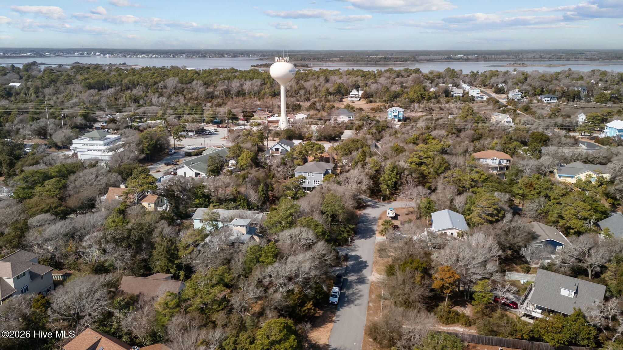 100557971 | Photo 38