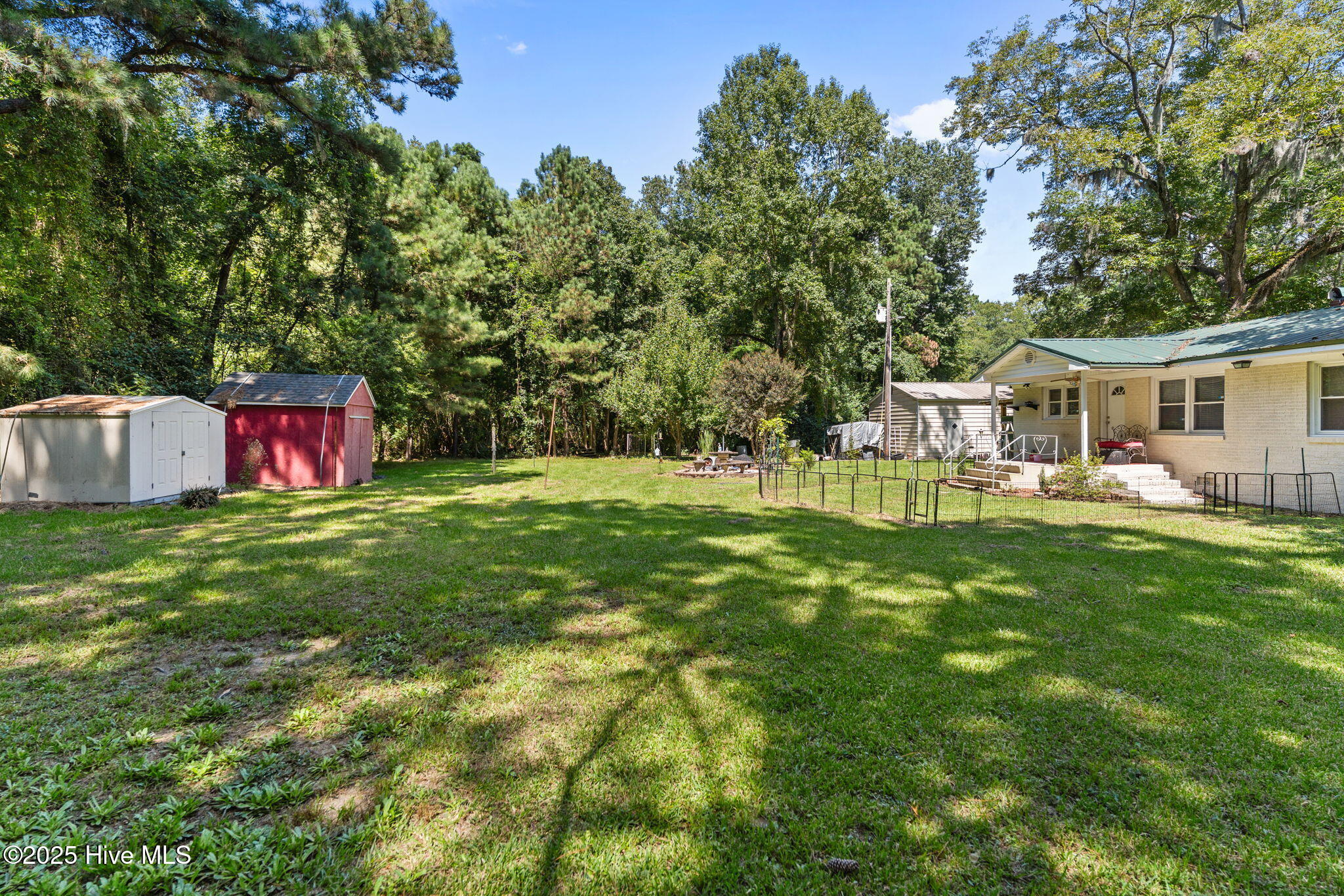 100530137 | Photo 34