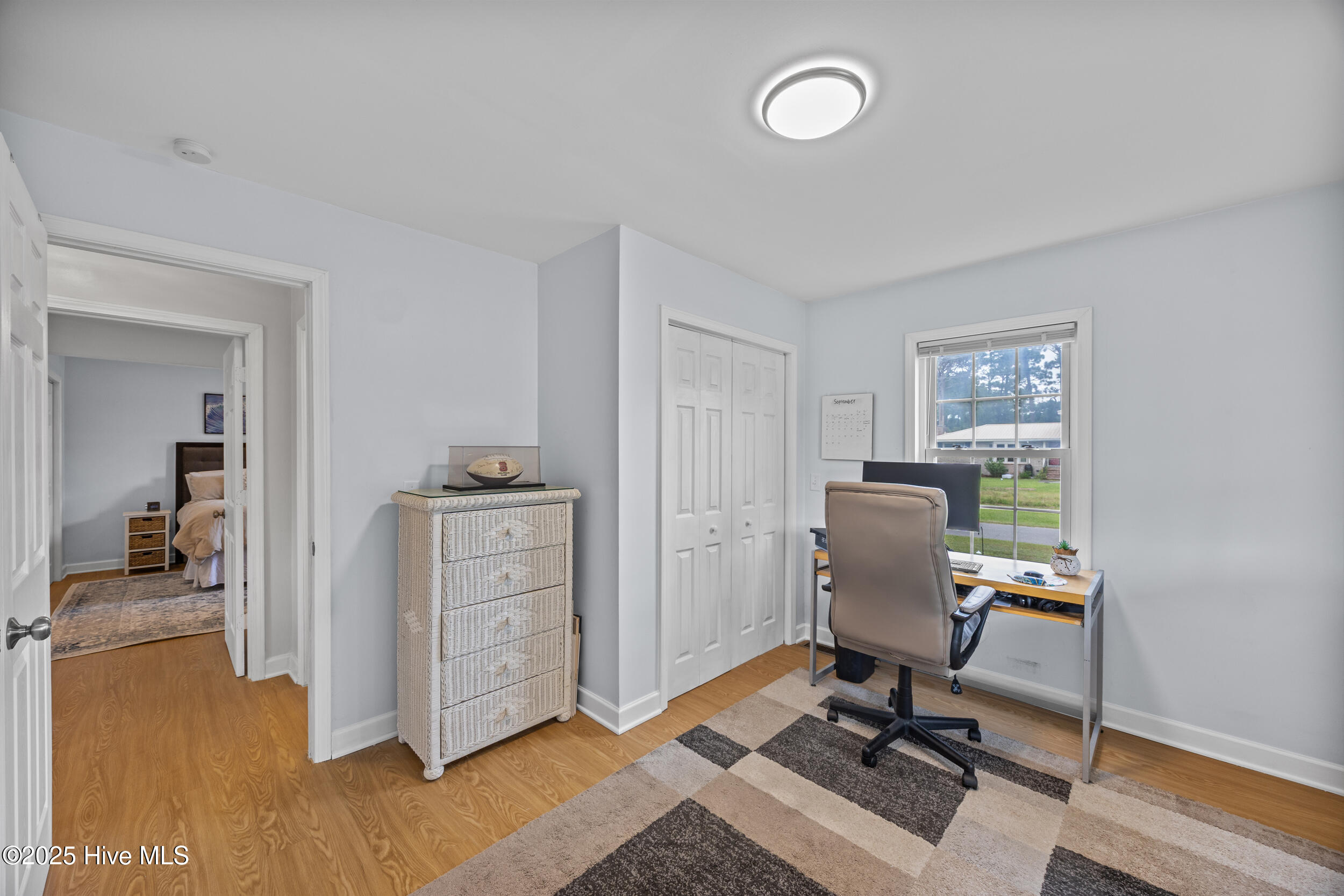 100530805 | Photo 14