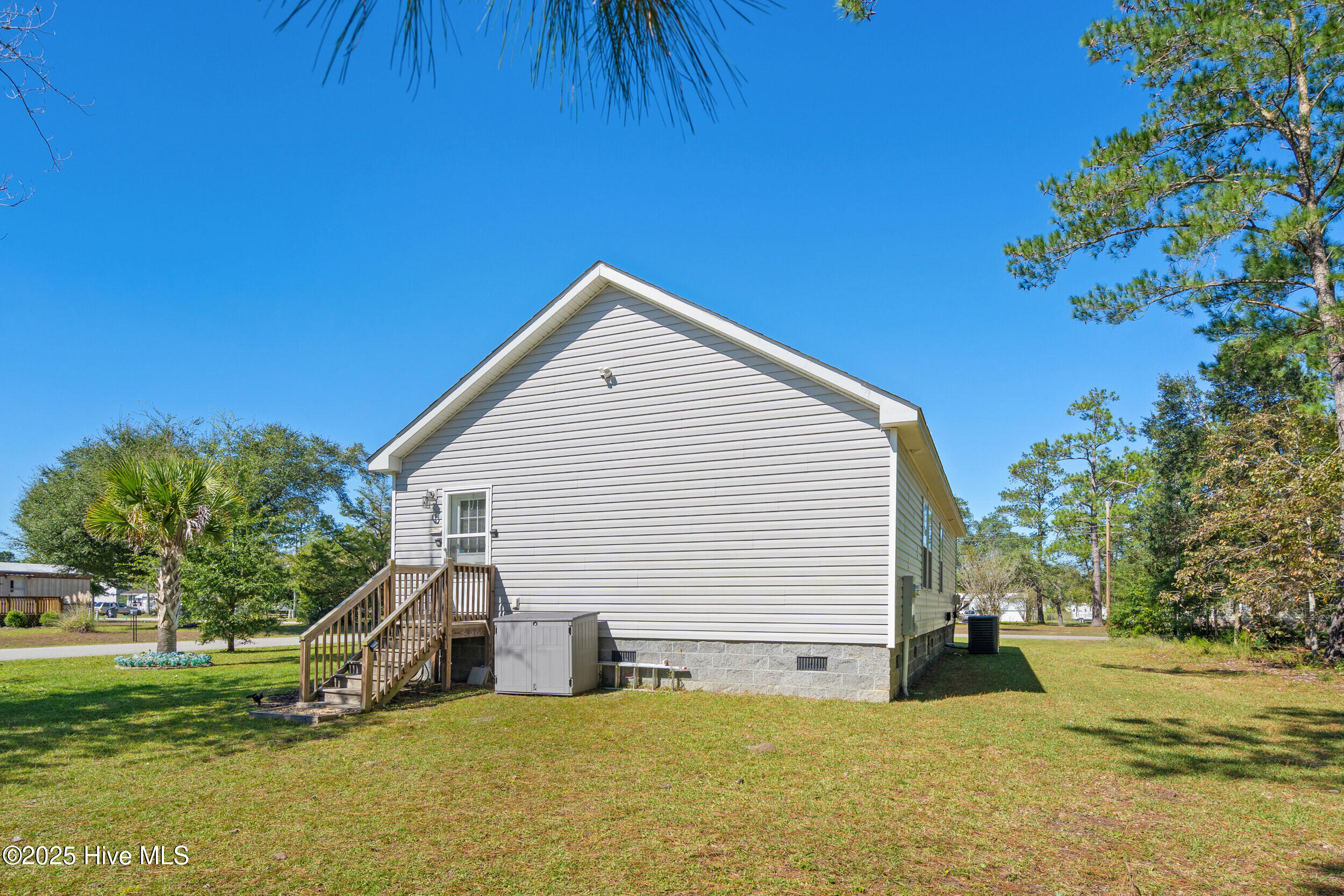 100539240 | Photo 29